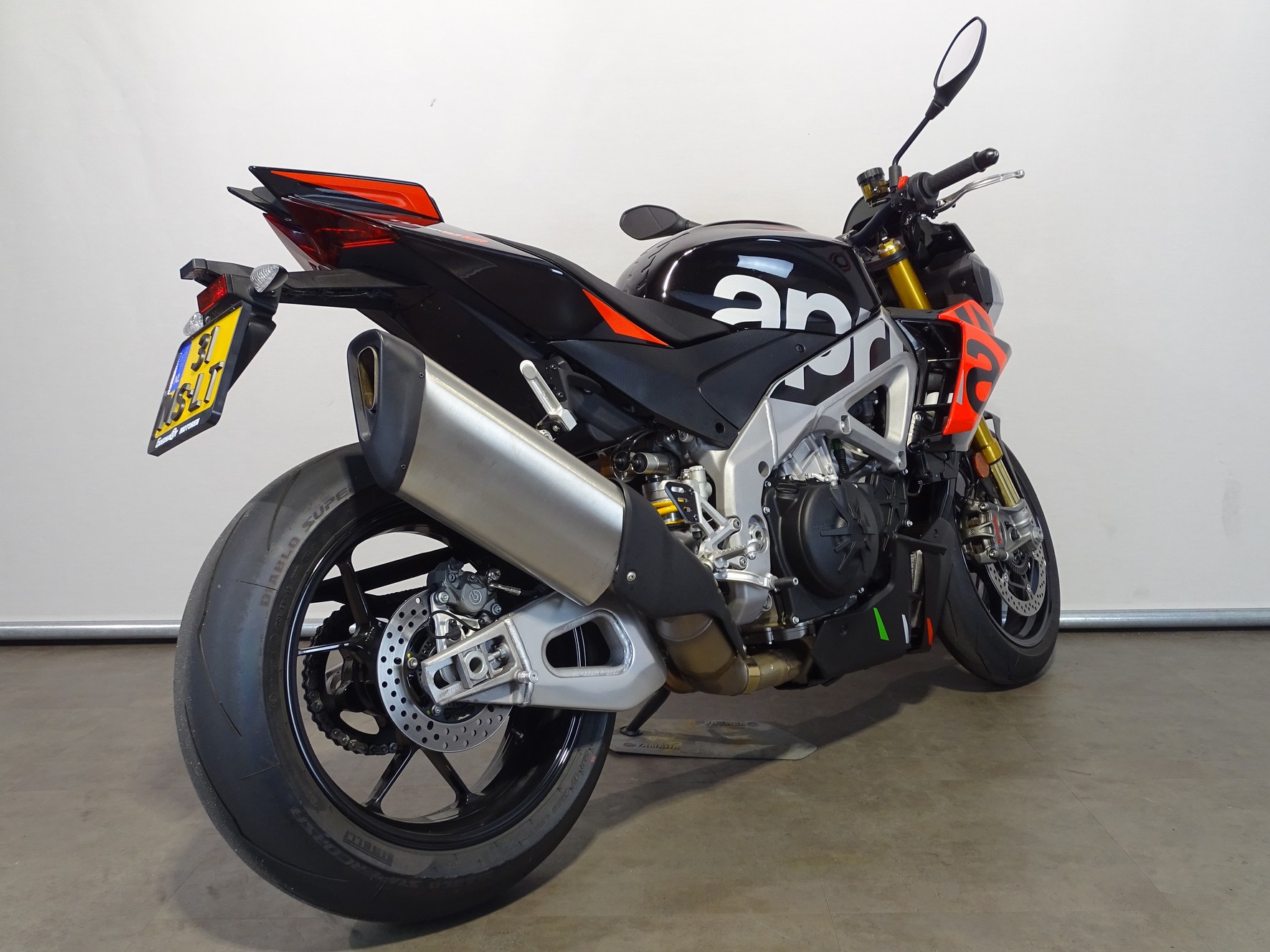 APRILIA TUONO V4 1100 E FACTORY