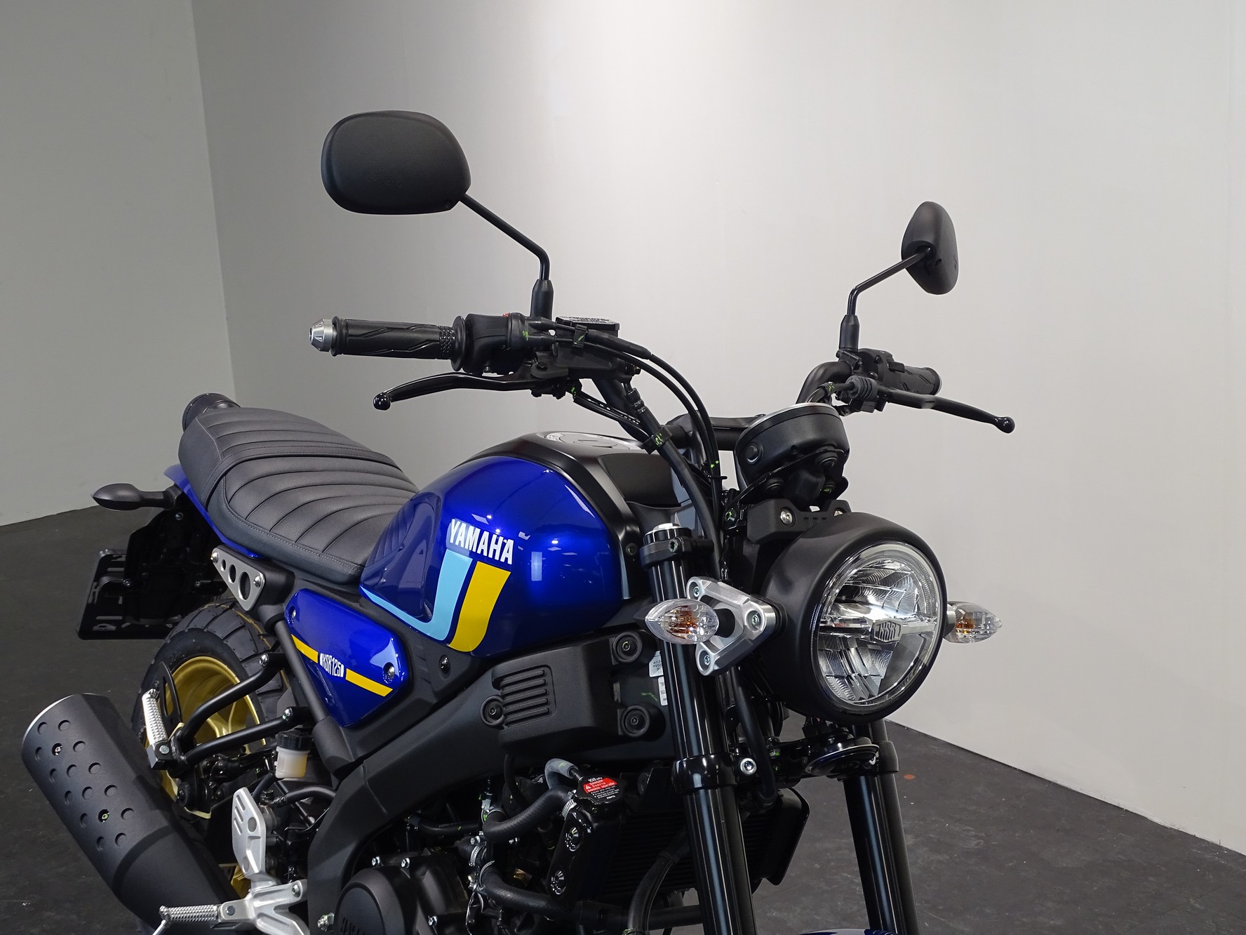 YAMAHA XSR 125