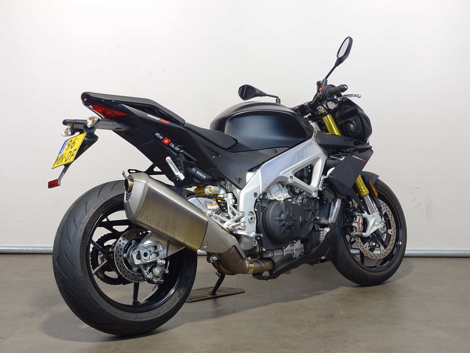 APRILIA TUONO V4 1100