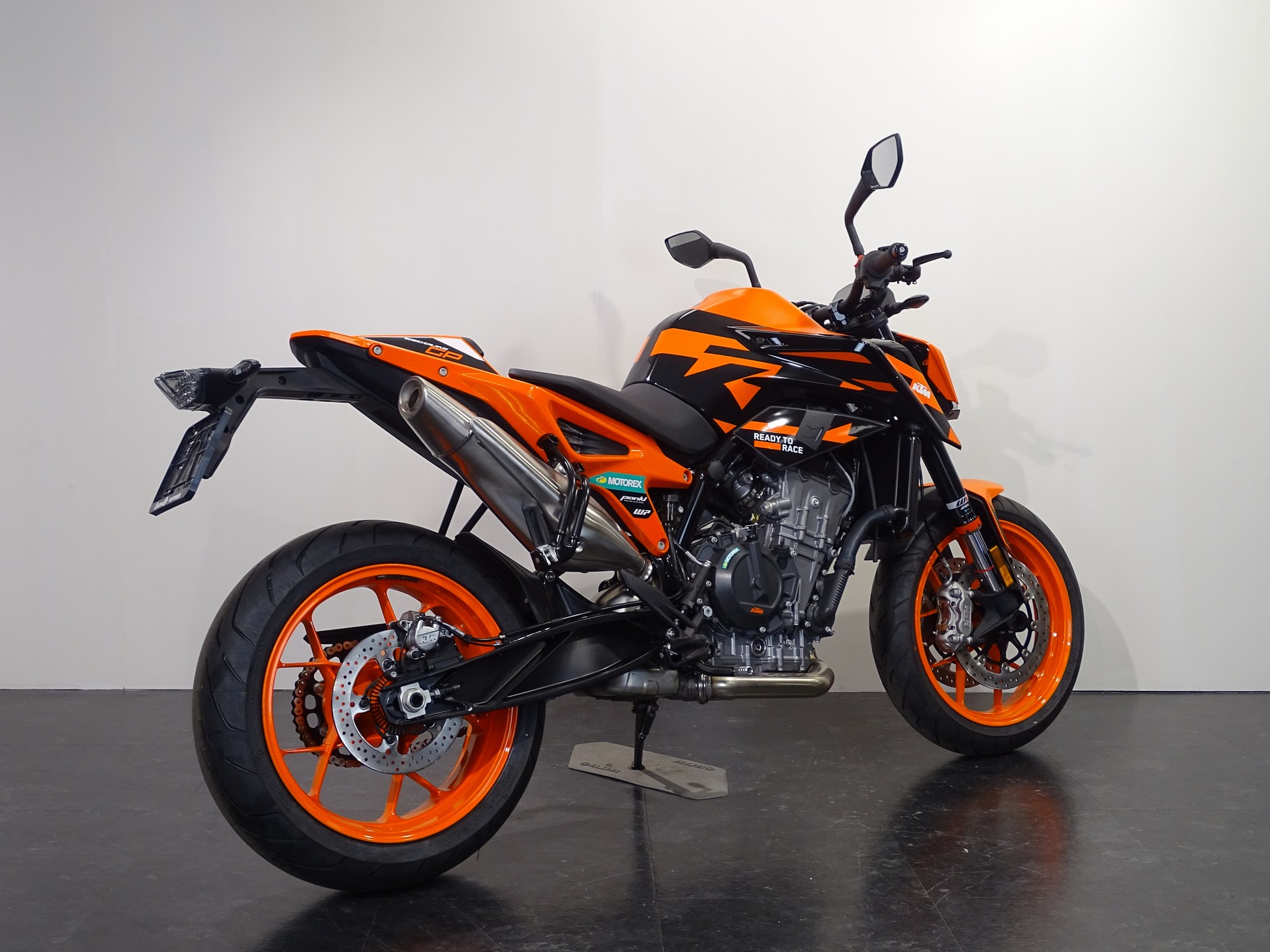 KTM 890 DUKE GP