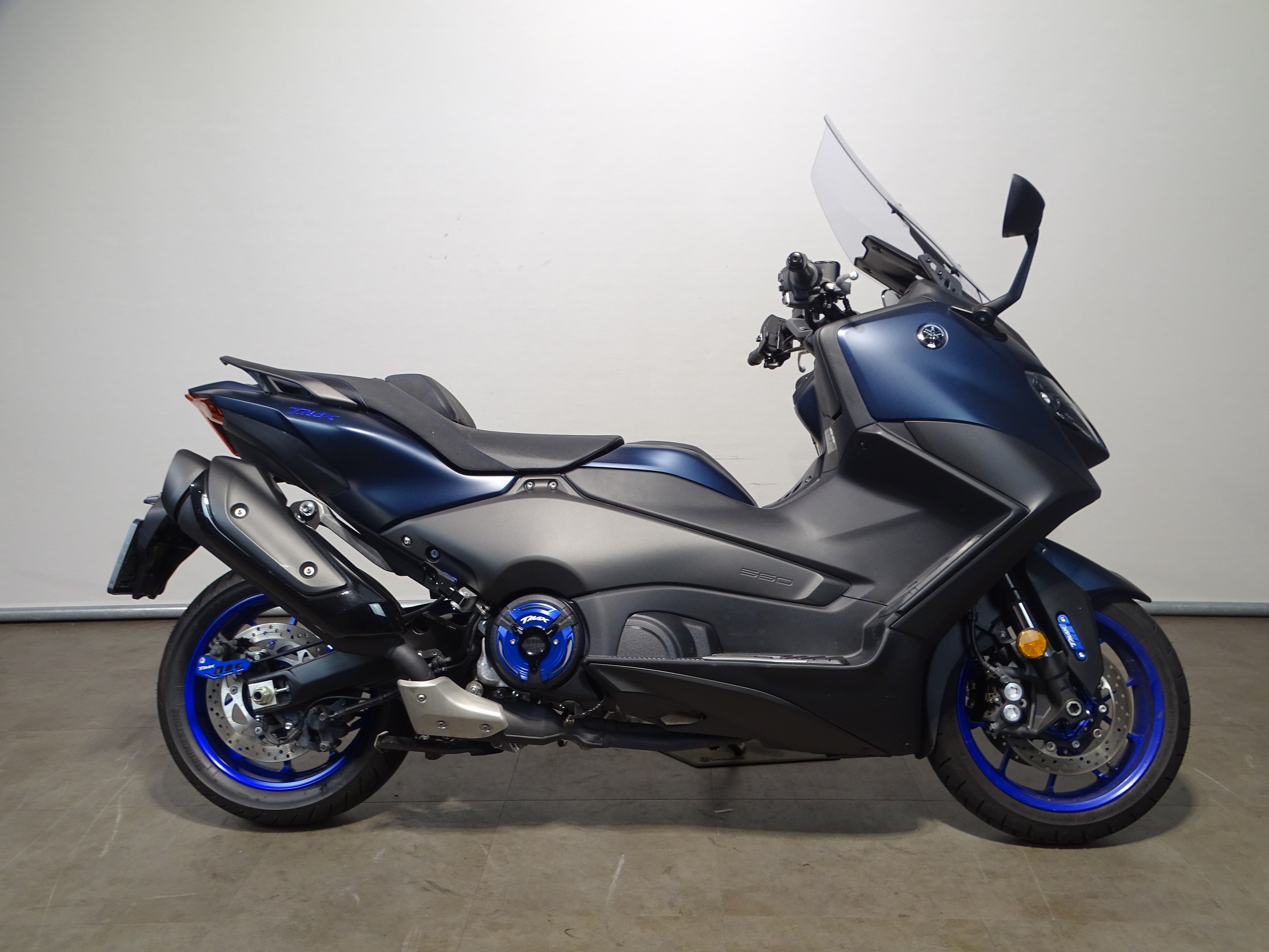 YAMAHA T-MAX ABS