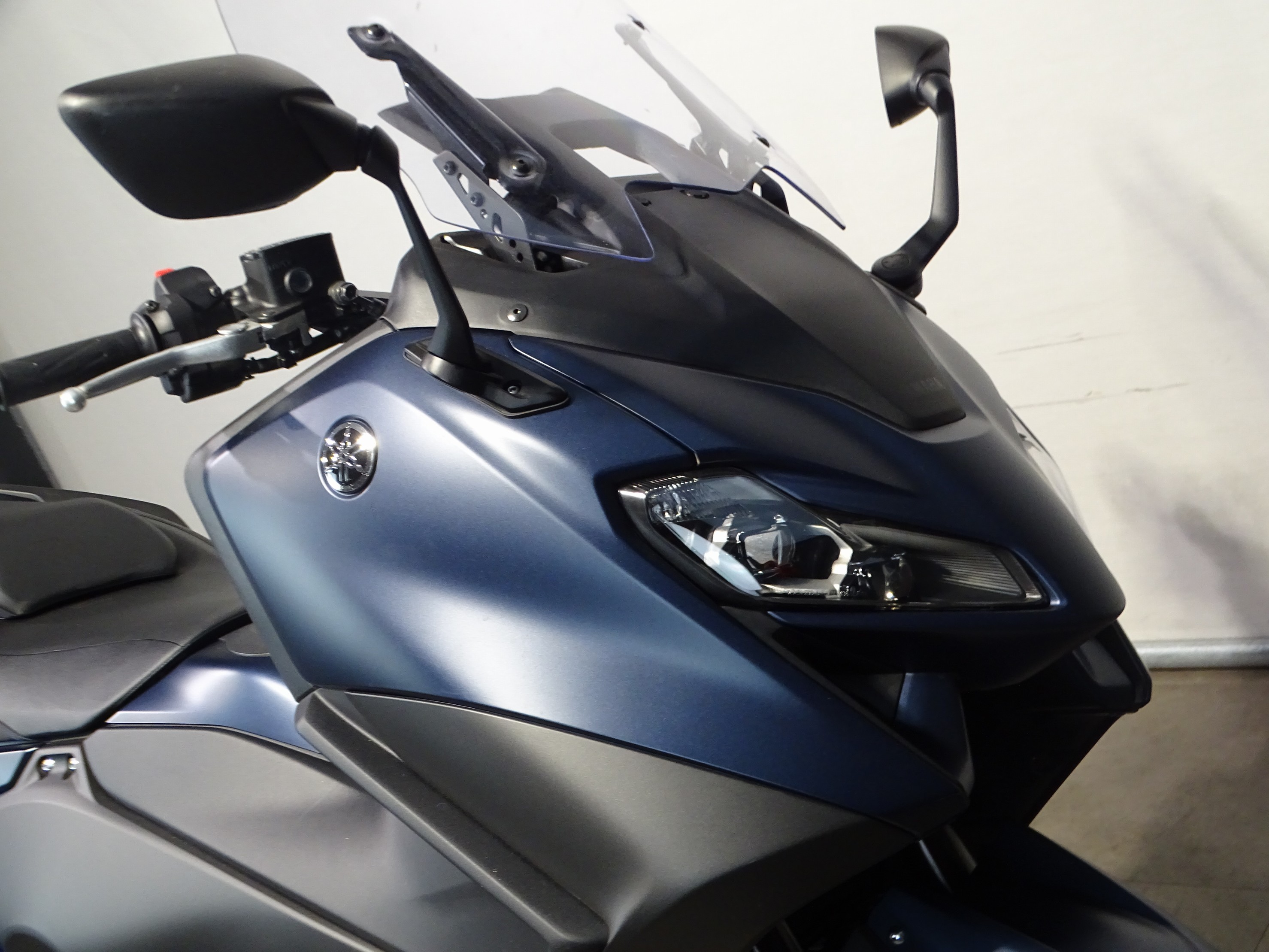 YAMAHA T-MAX ABS