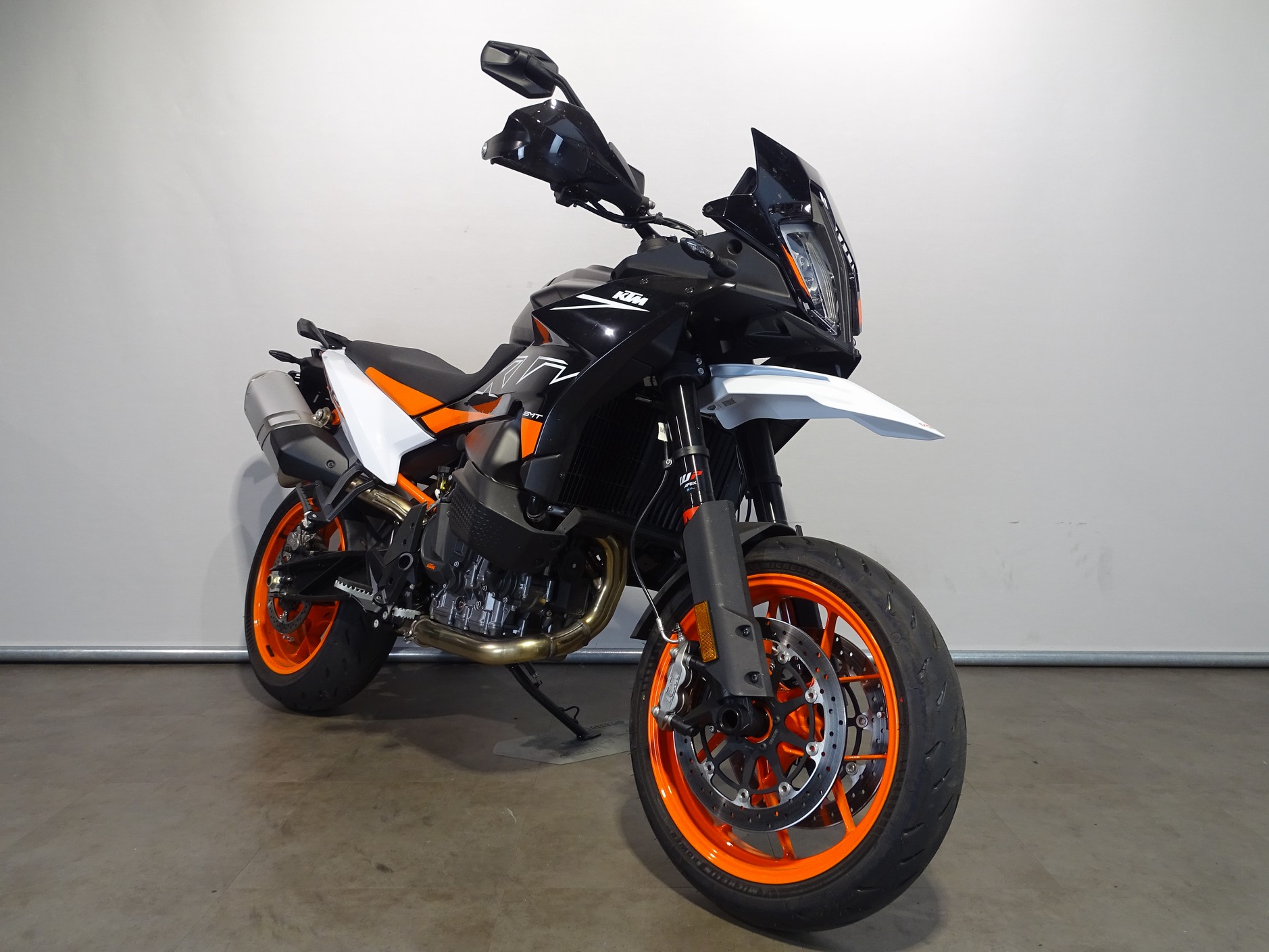 KTM 890 SMT
