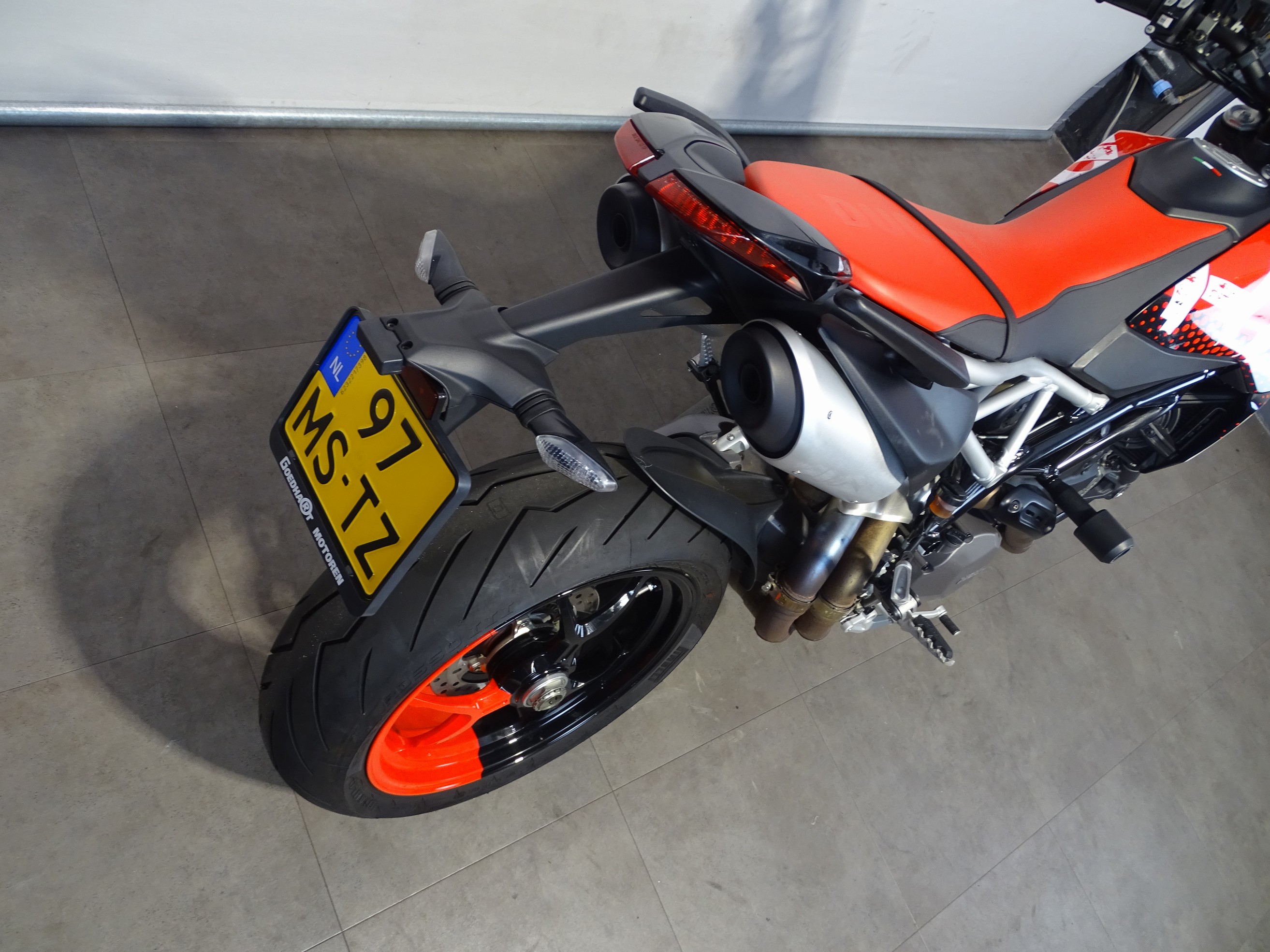 DUCATI HYPERMOTARD 950 RVE