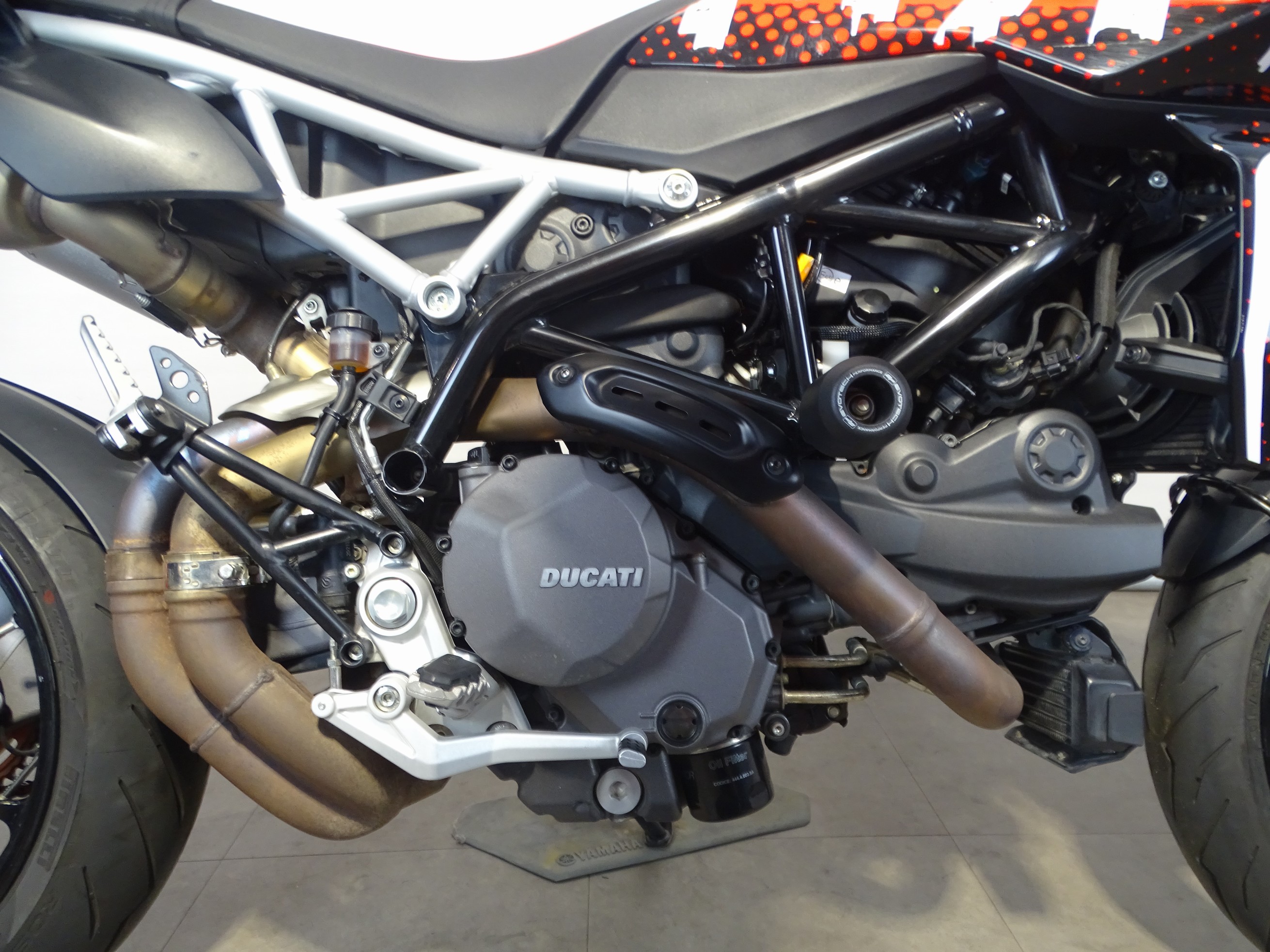 DUCATI HYPERMOTARD 950 RVE