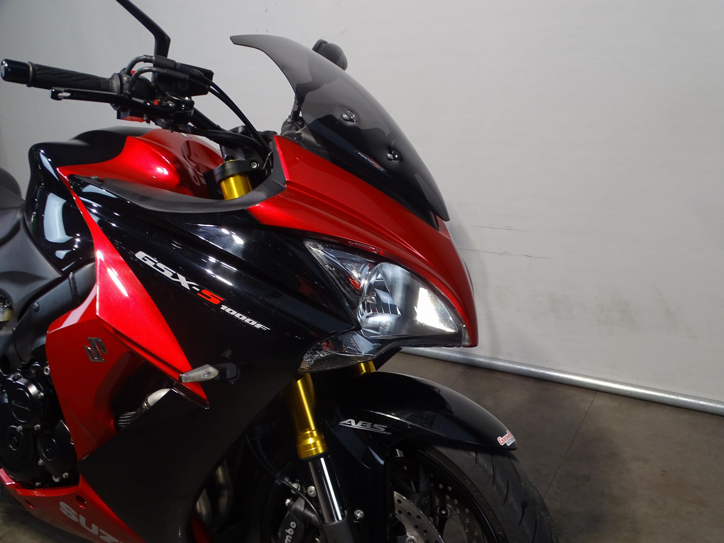 SUZUKI GSX-S 1000 F