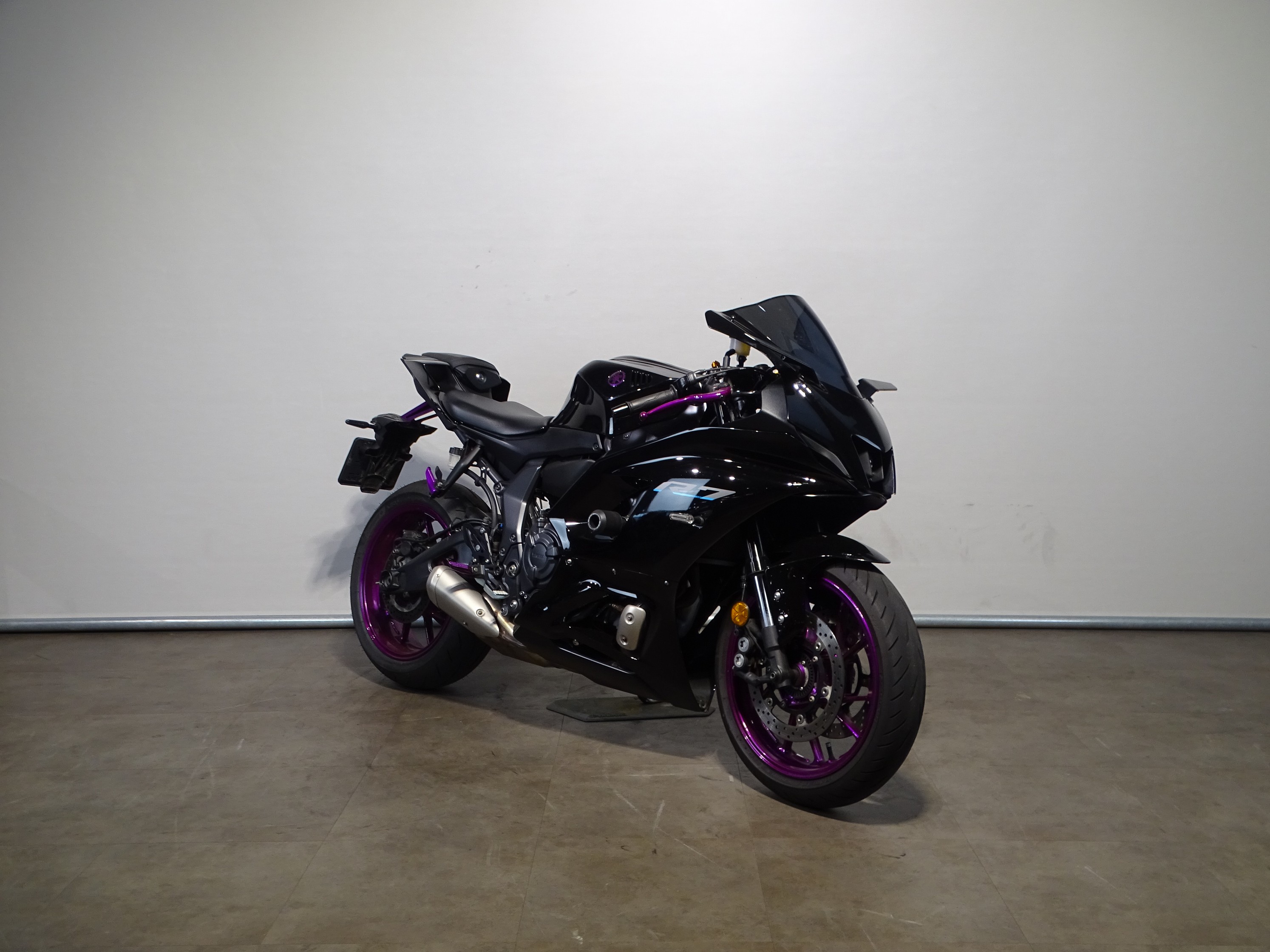 YAMAHA YZF-R7
