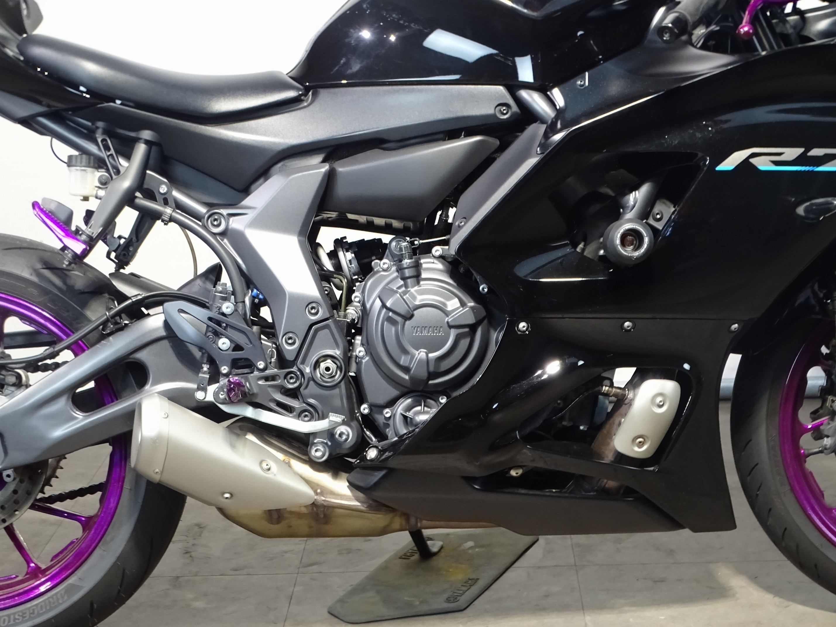 YAMAHA YZF-R7