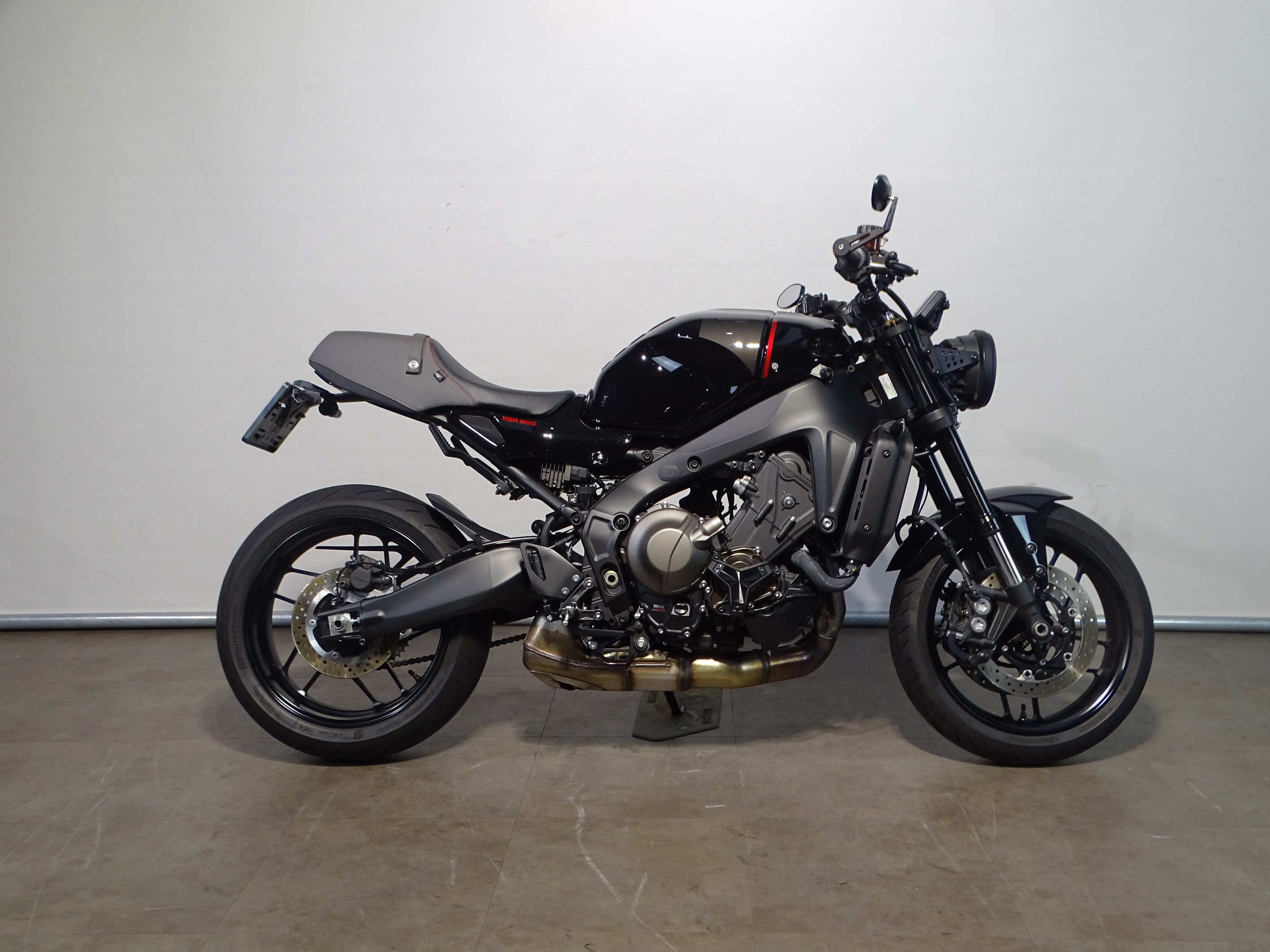 YAMAHA XSR 900