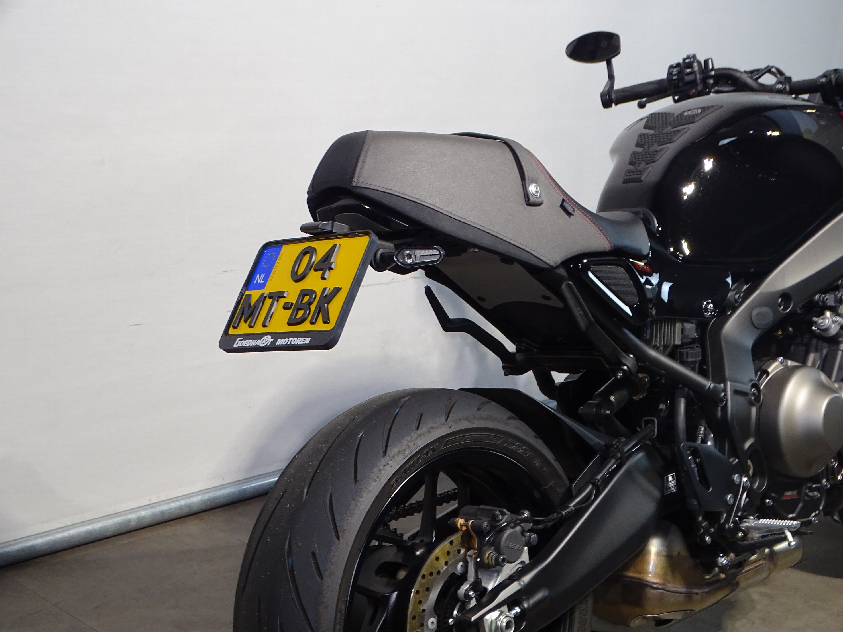 YAMAHA XSR 900
