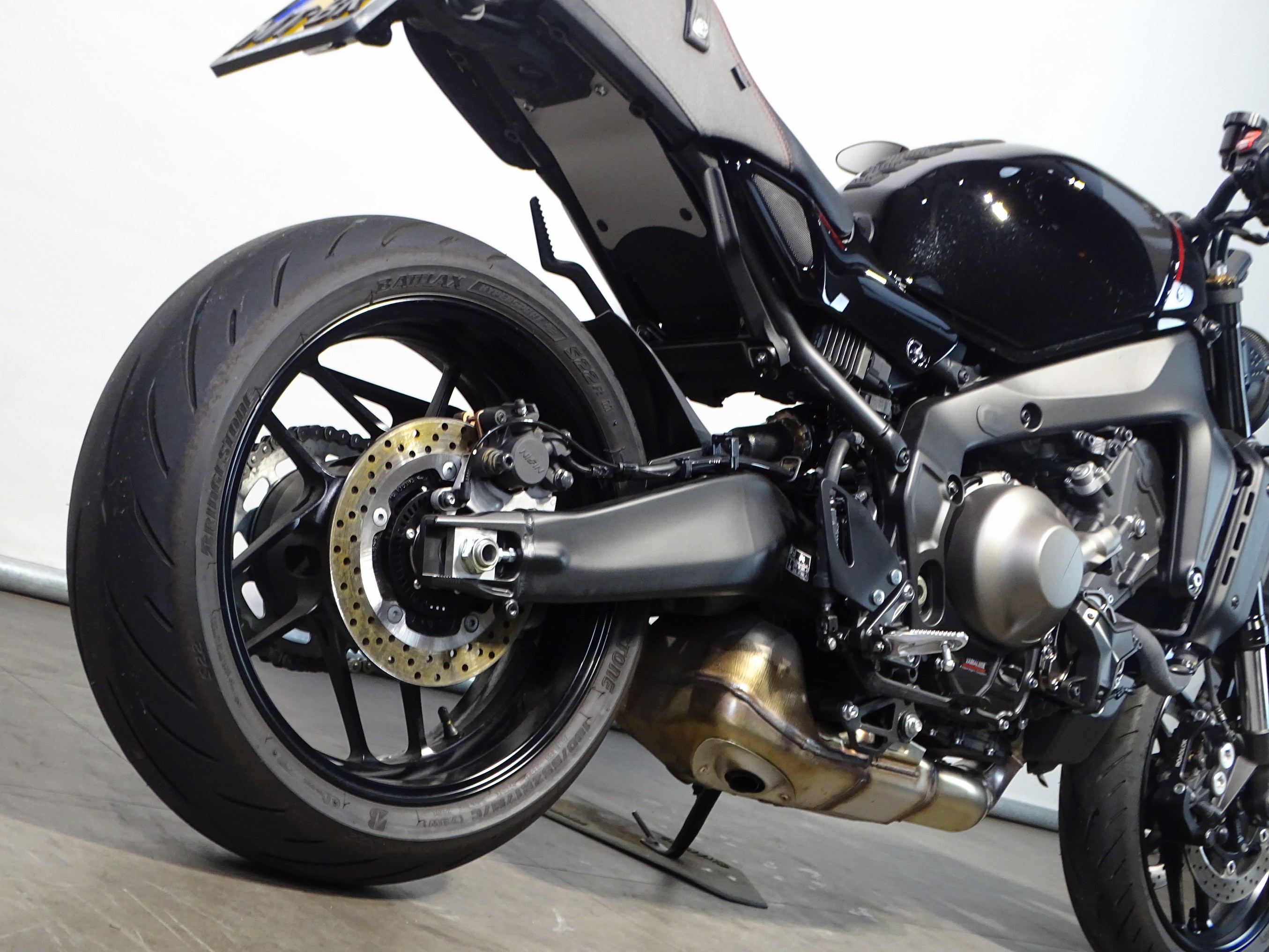YAMAHA XSR 900