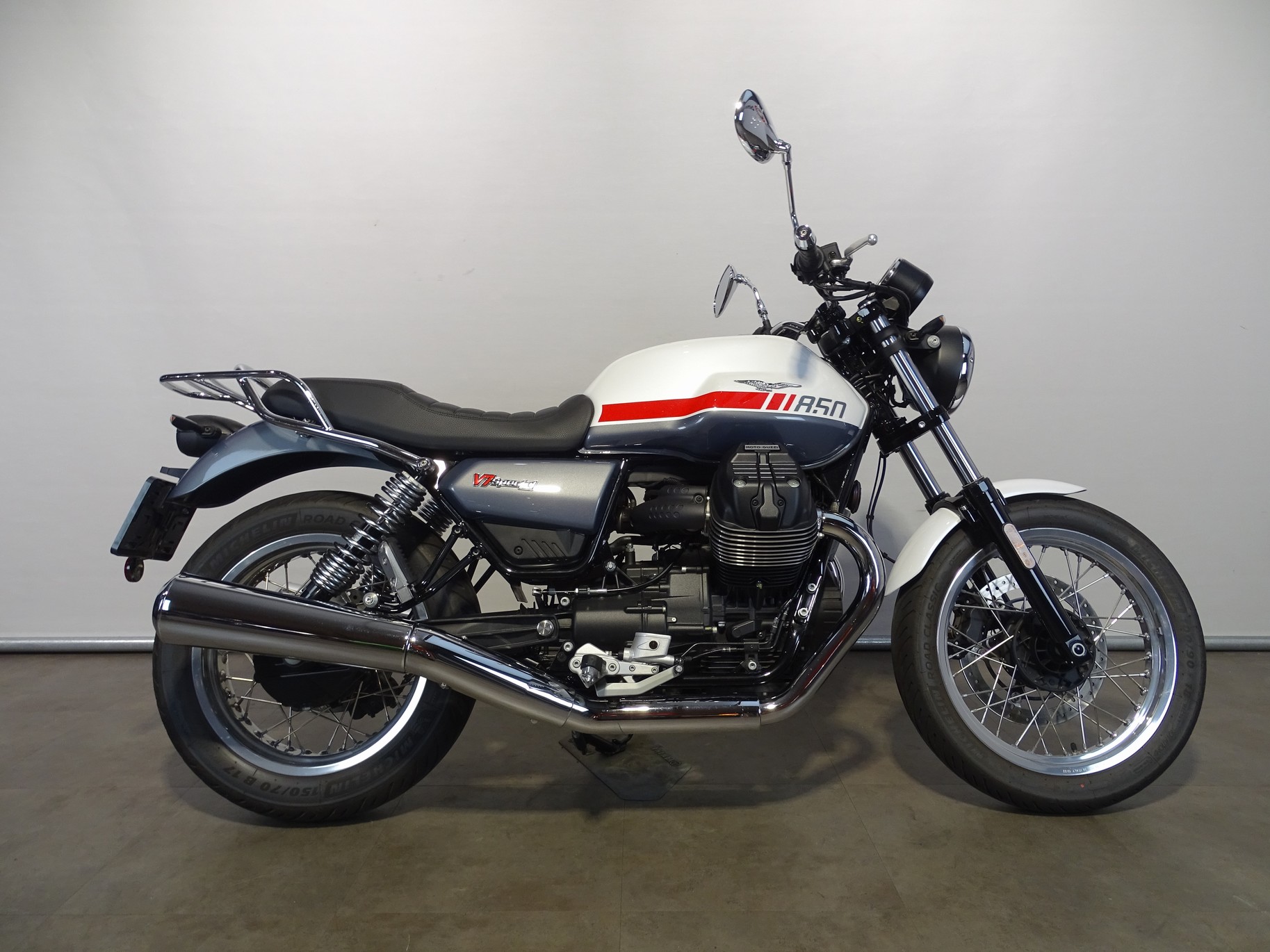 MOTO GUZZI V 7 SPECIAL