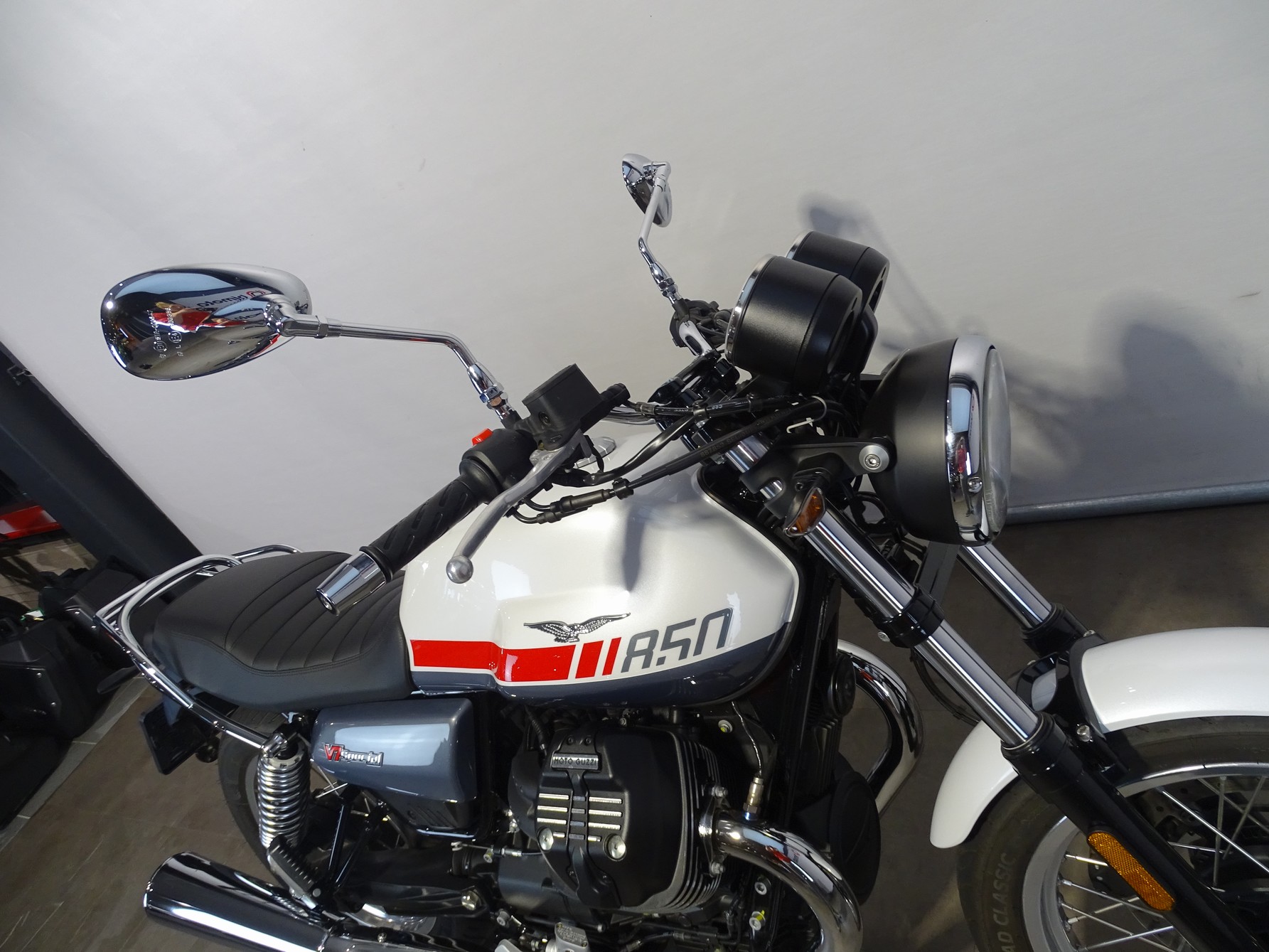 MOTO GUZZI V 7 SPECIAL