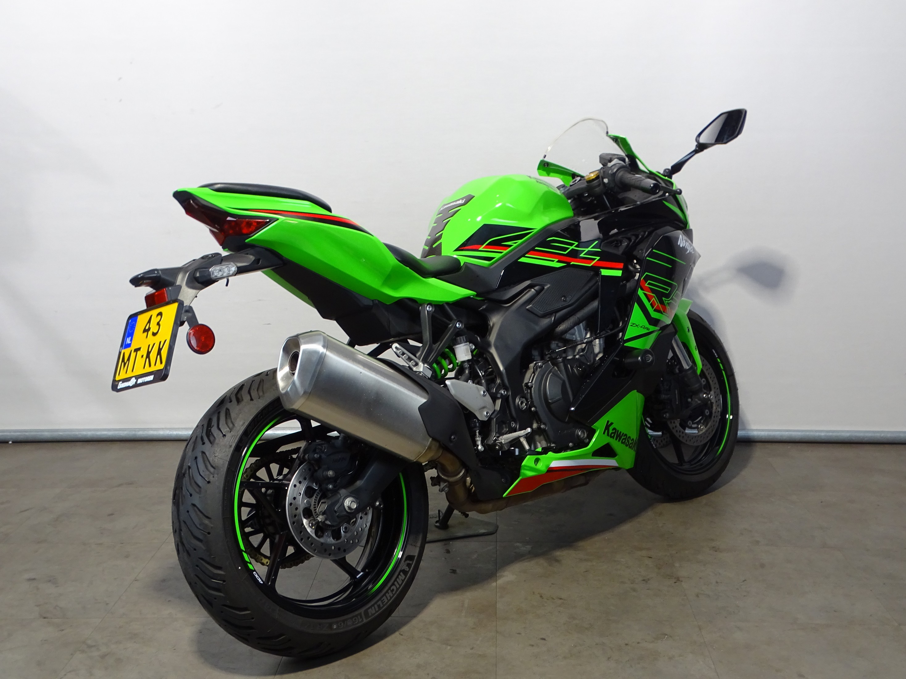 KAWASAKI ZX-4 RR
