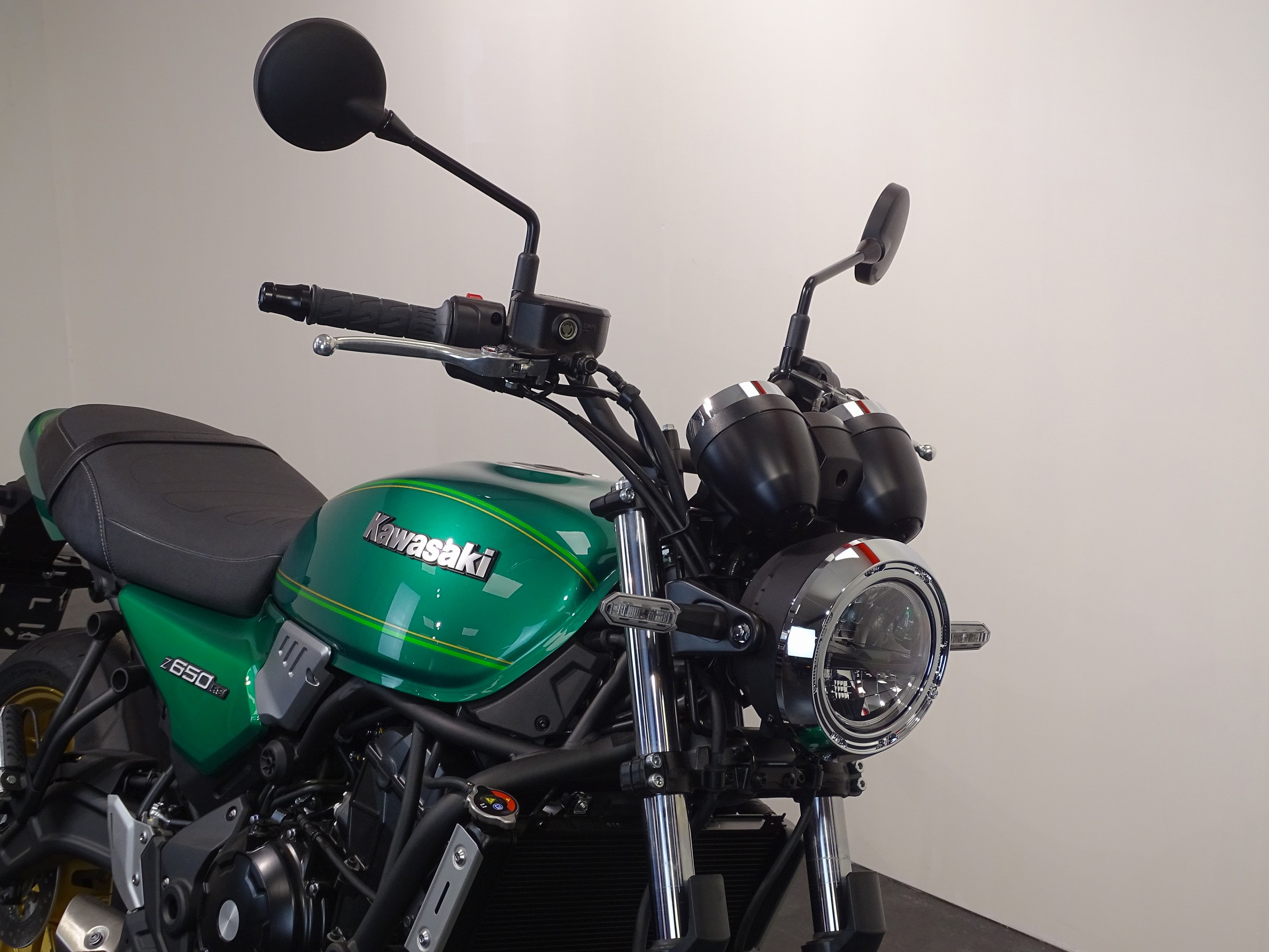 KAWASAKI Z 650 RS