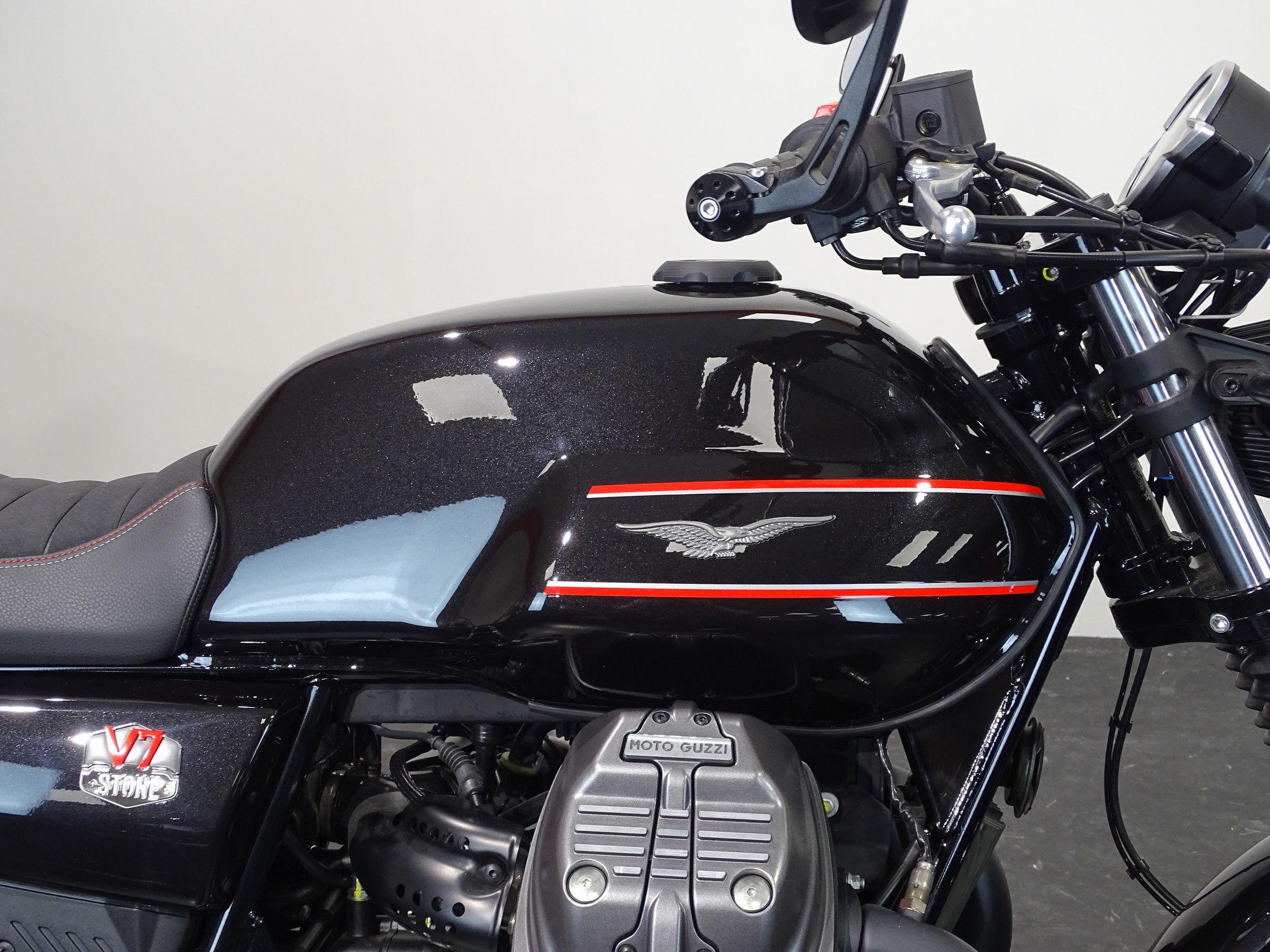 MOTO GUZZI V 7 STONE SPECIAL EDITION