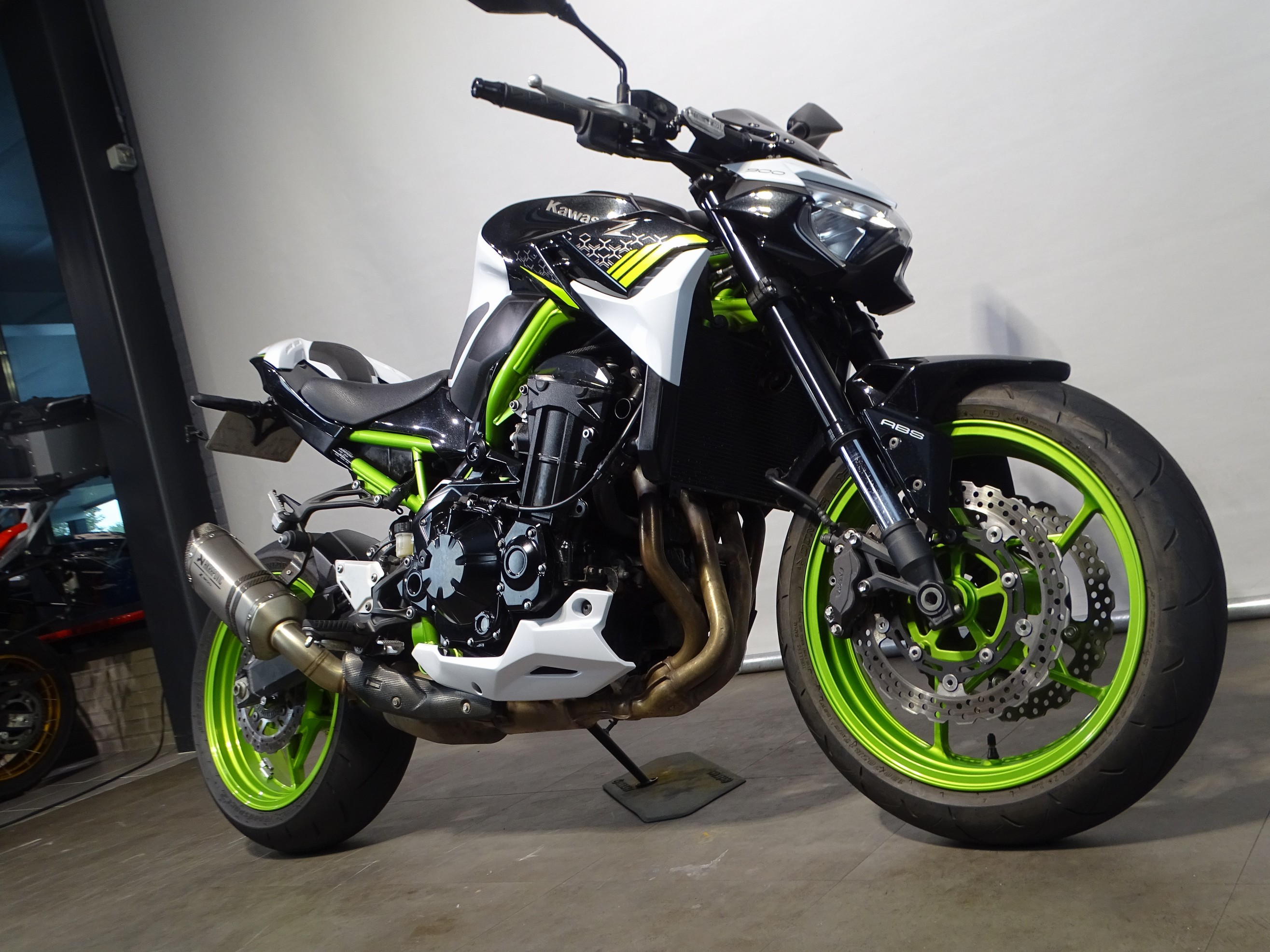 KAWASAKI Z 900