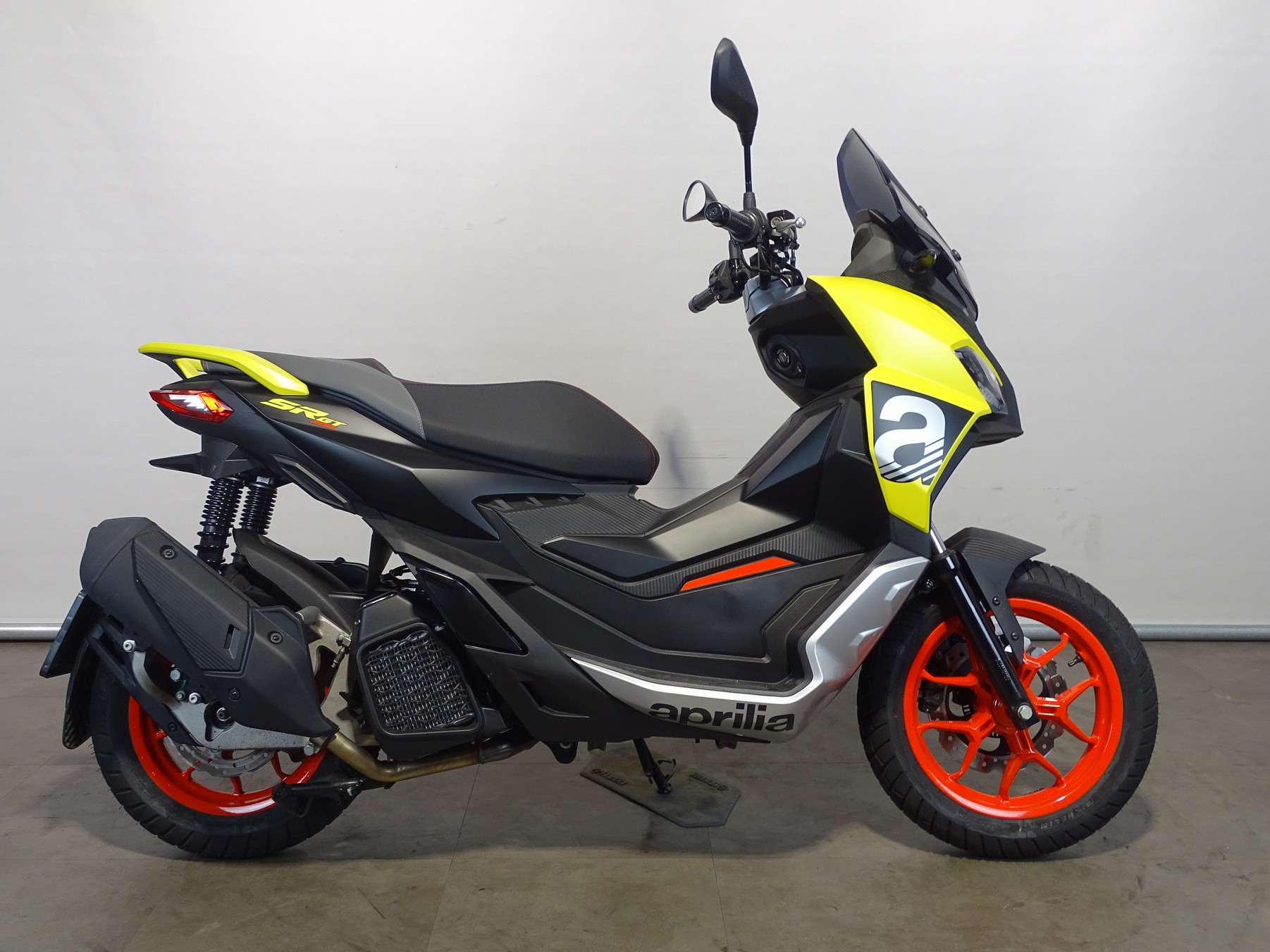 APRILIA SR GT SPORT 200