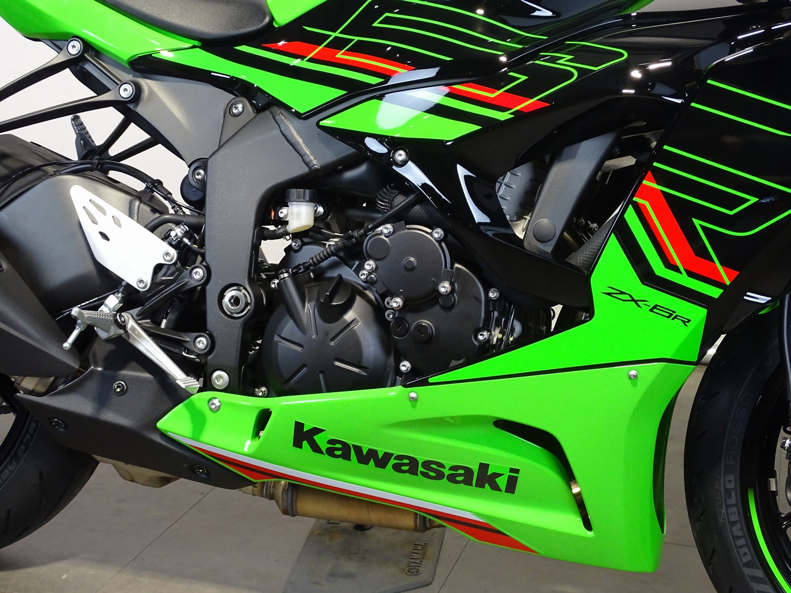 KAWASAKI NINJA ZX-6R