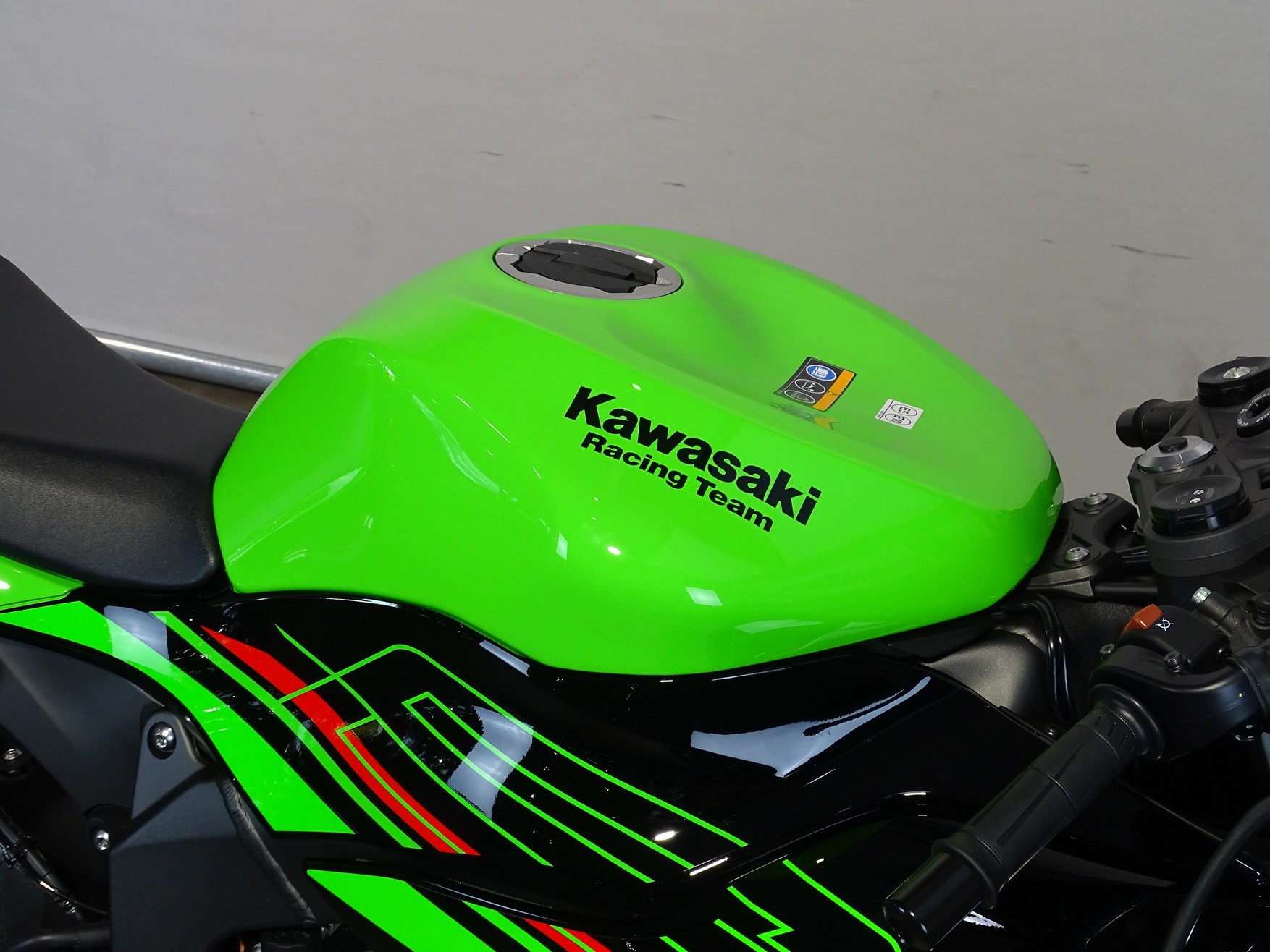 KAWASAKI NINJA ZX-6R