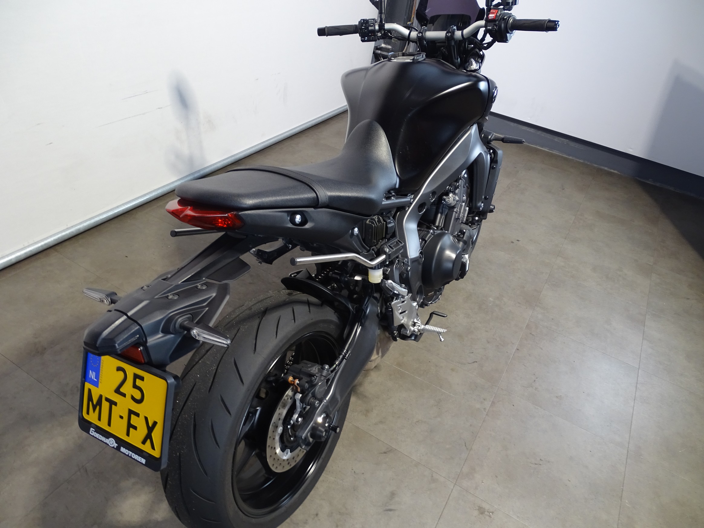 YAMAHA MT-09 ABS