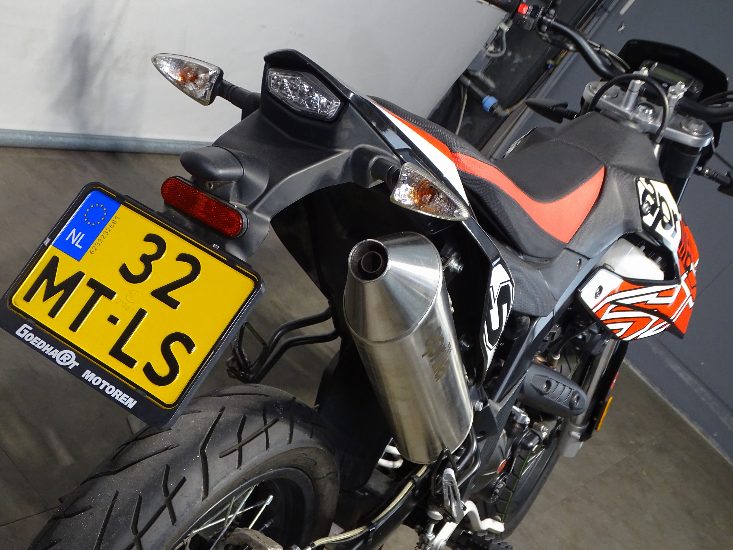 APRILIA SX 125