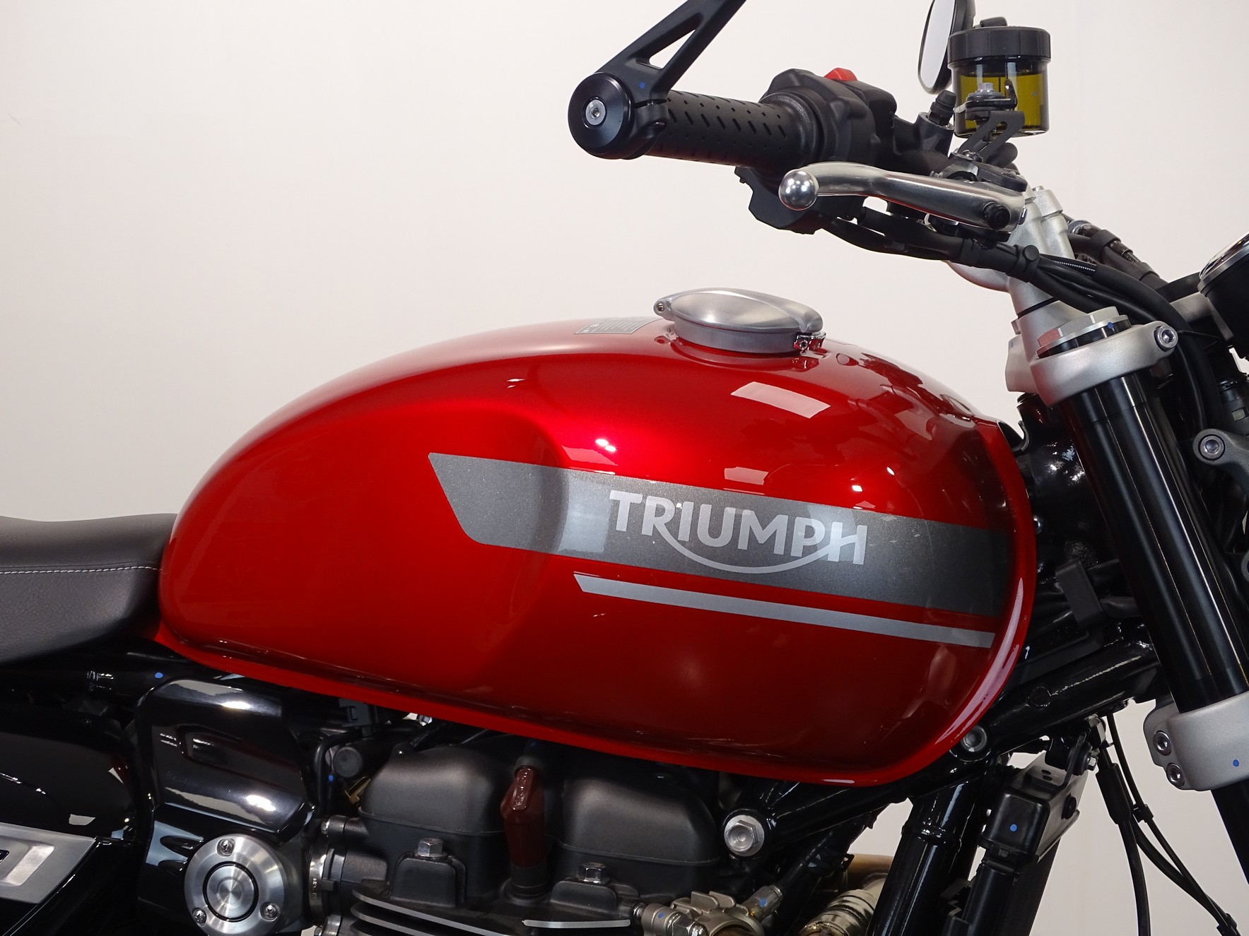 TRIUMPH SPEED TWIN 1200