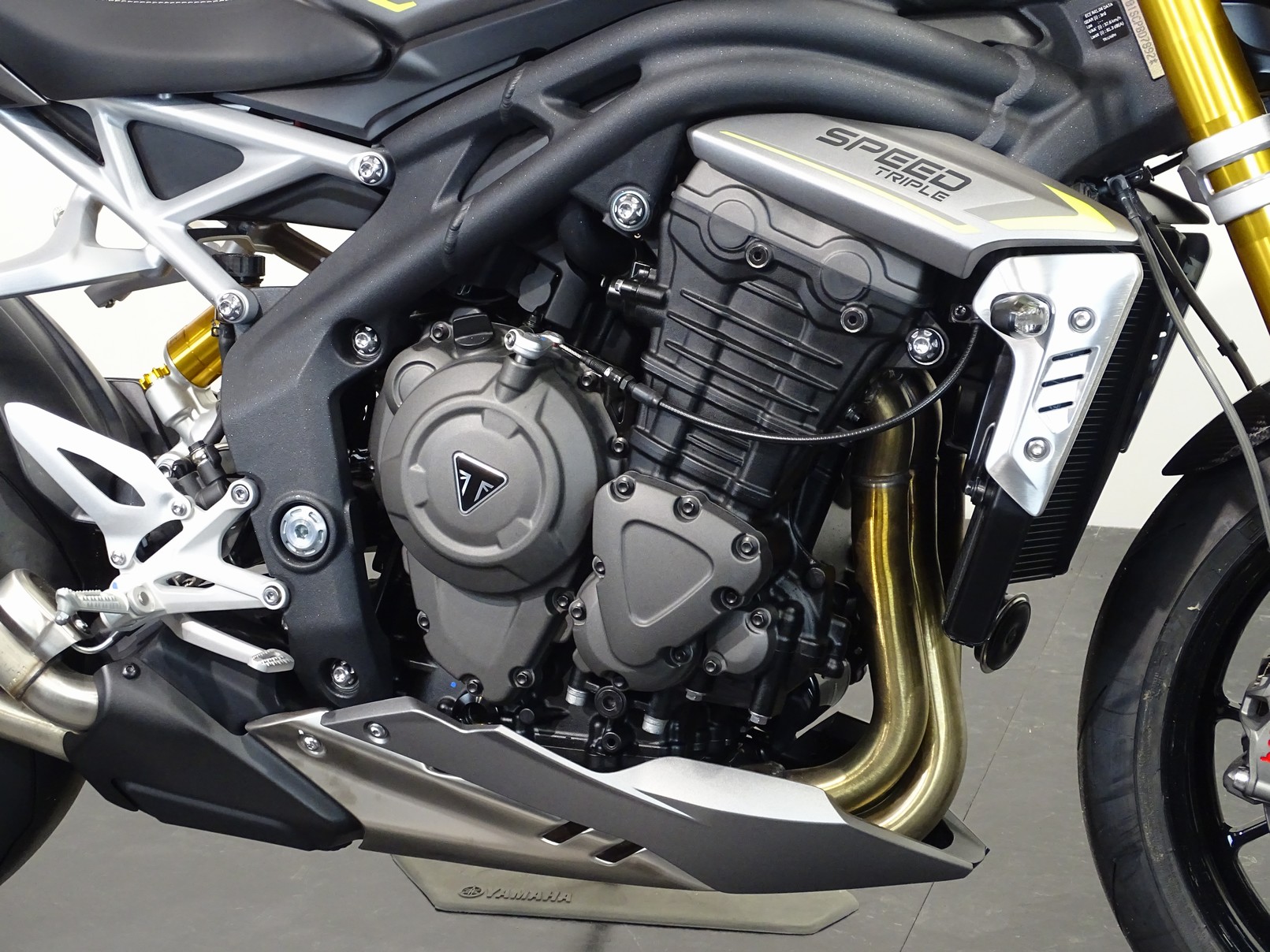 TRIUMPH SPEED TRIPLE 1200 RS