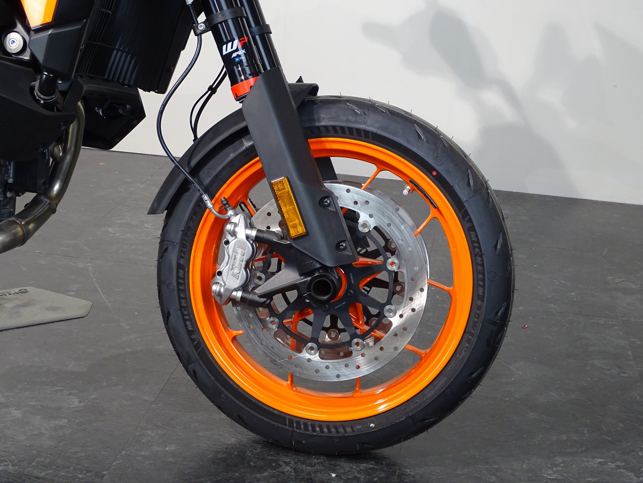 KTM 890 SMT