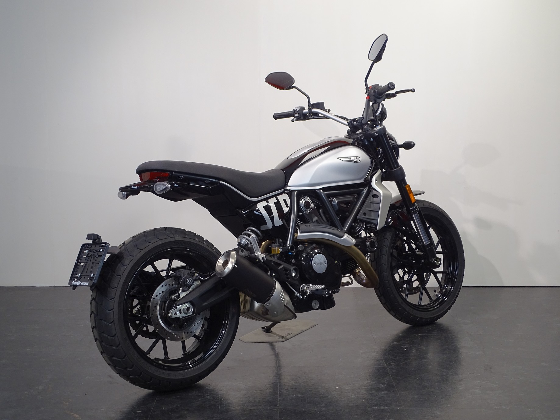 DUCATI SCRAMBLER ICON