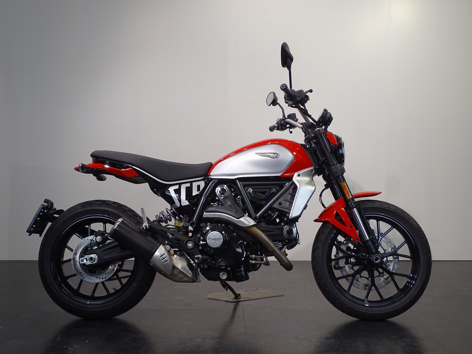 DUCATI SCRAMBLER ICON