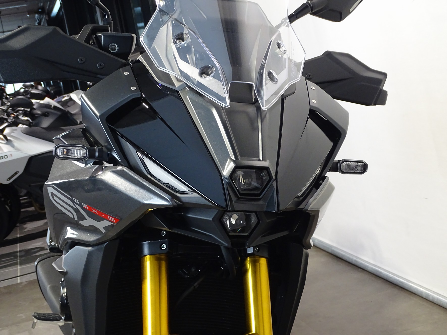 SUZUKI GSX-S 1000 GX