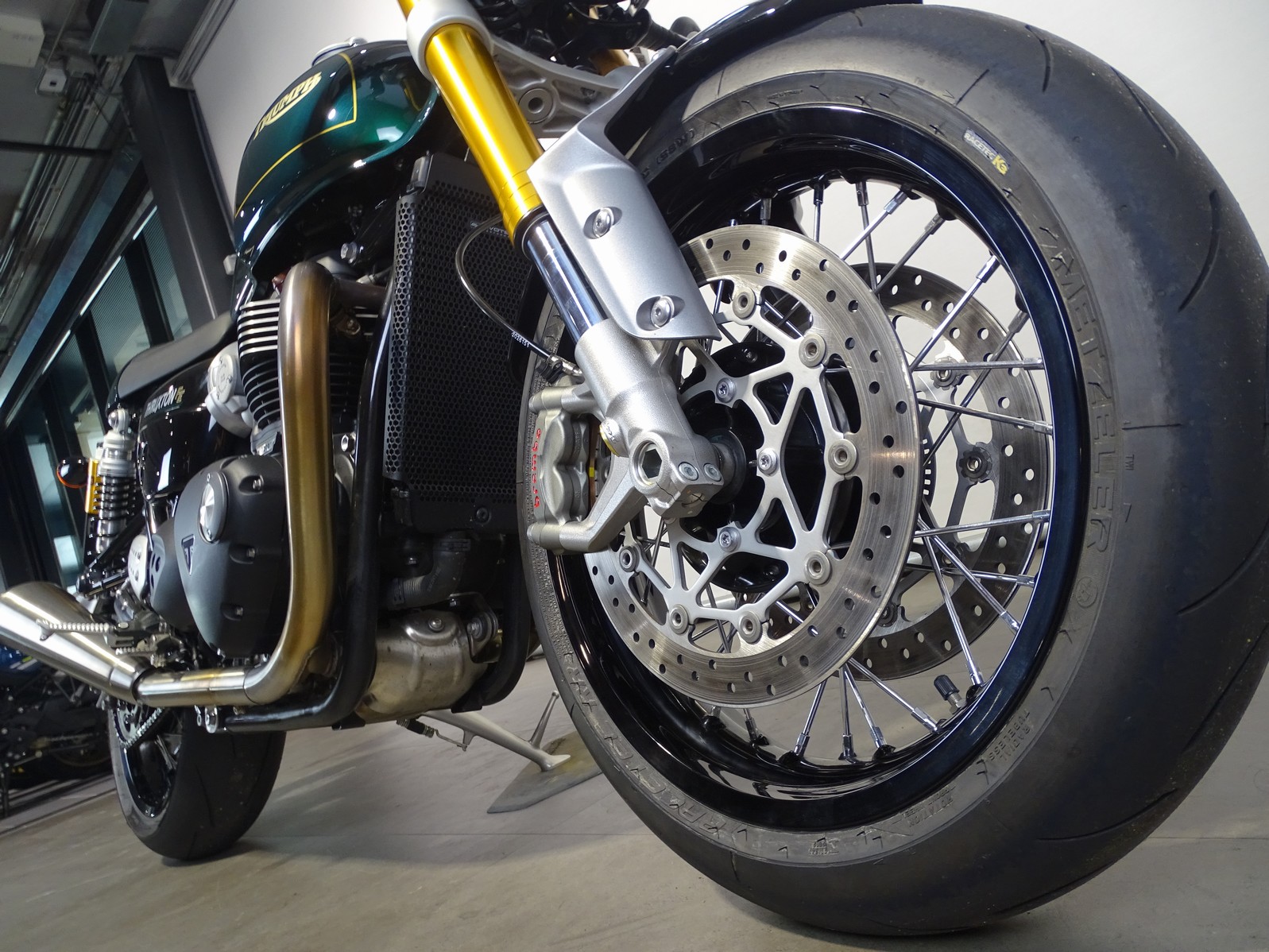 TRIUMPH THRUXTON 1200 R FINAL EDITION