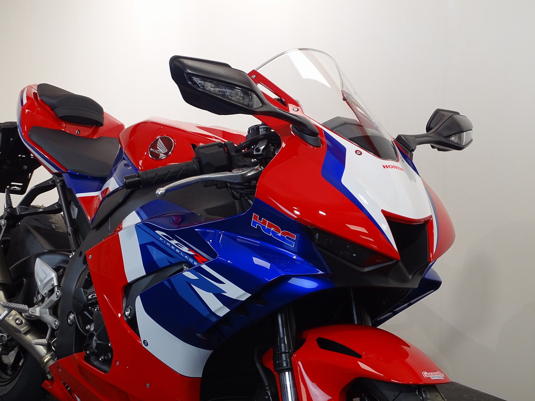 HONDA CBR 1000 RR-R