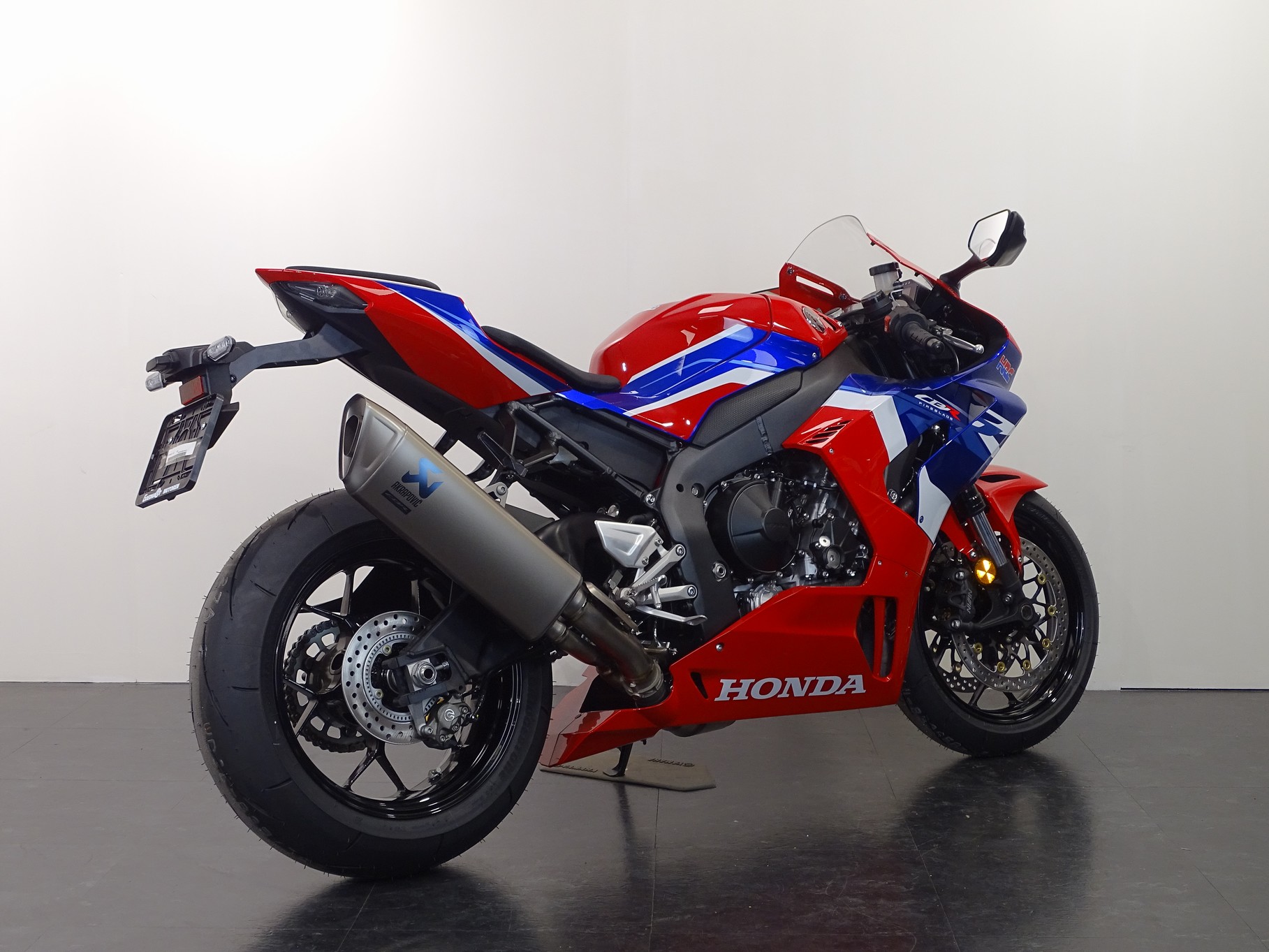 HONDA CBR 1000 RR-R