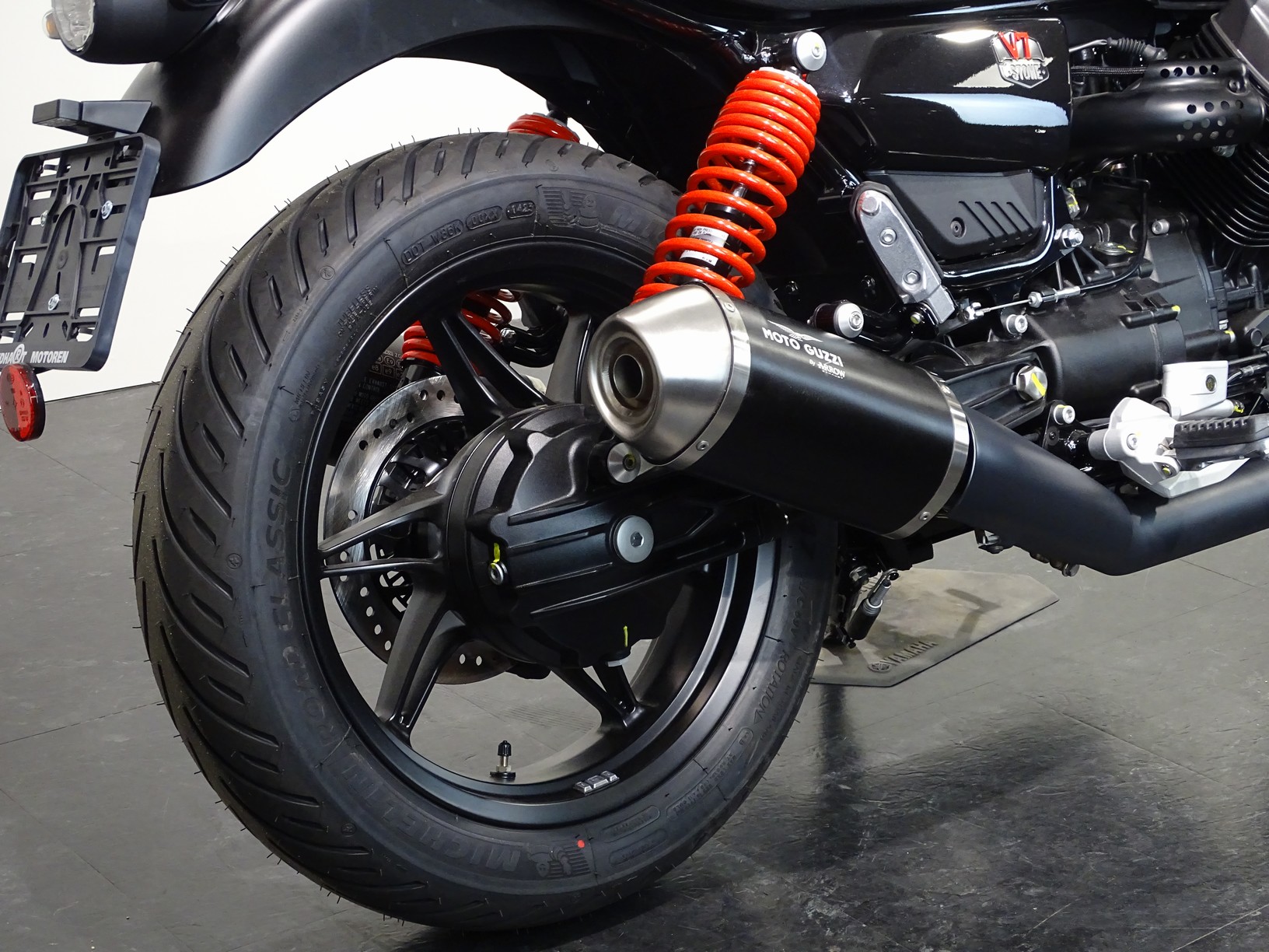 MOTO GUZZI V 7 STONE SPECIAL EDITION