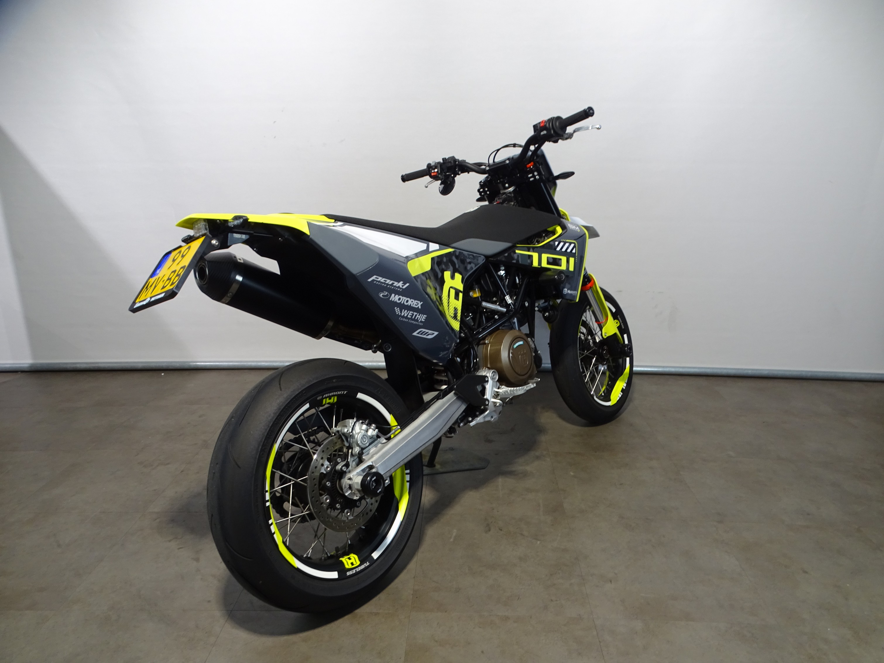 HUSQVARNA 701 SM