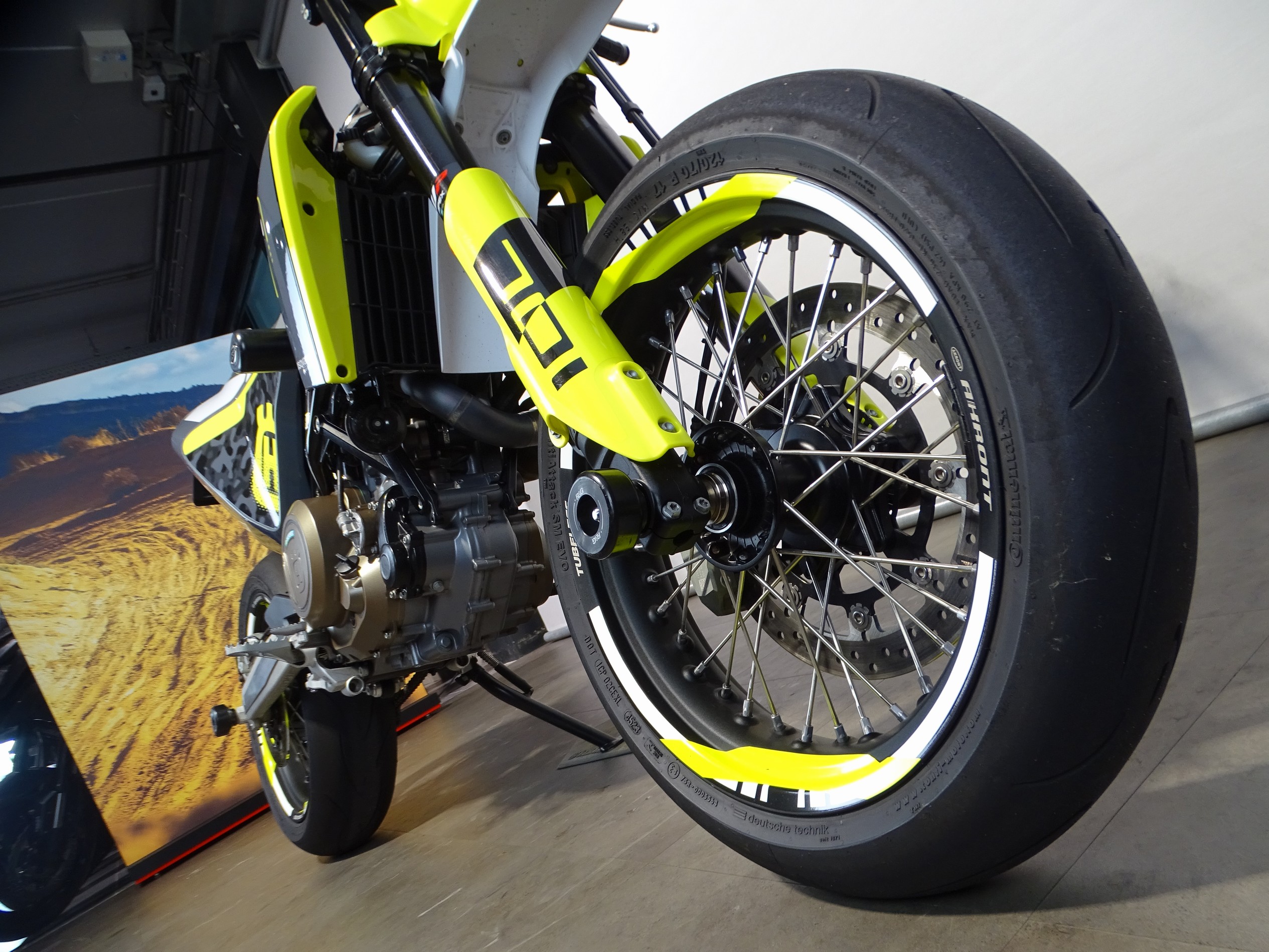 HUSQVARNA 701 SM