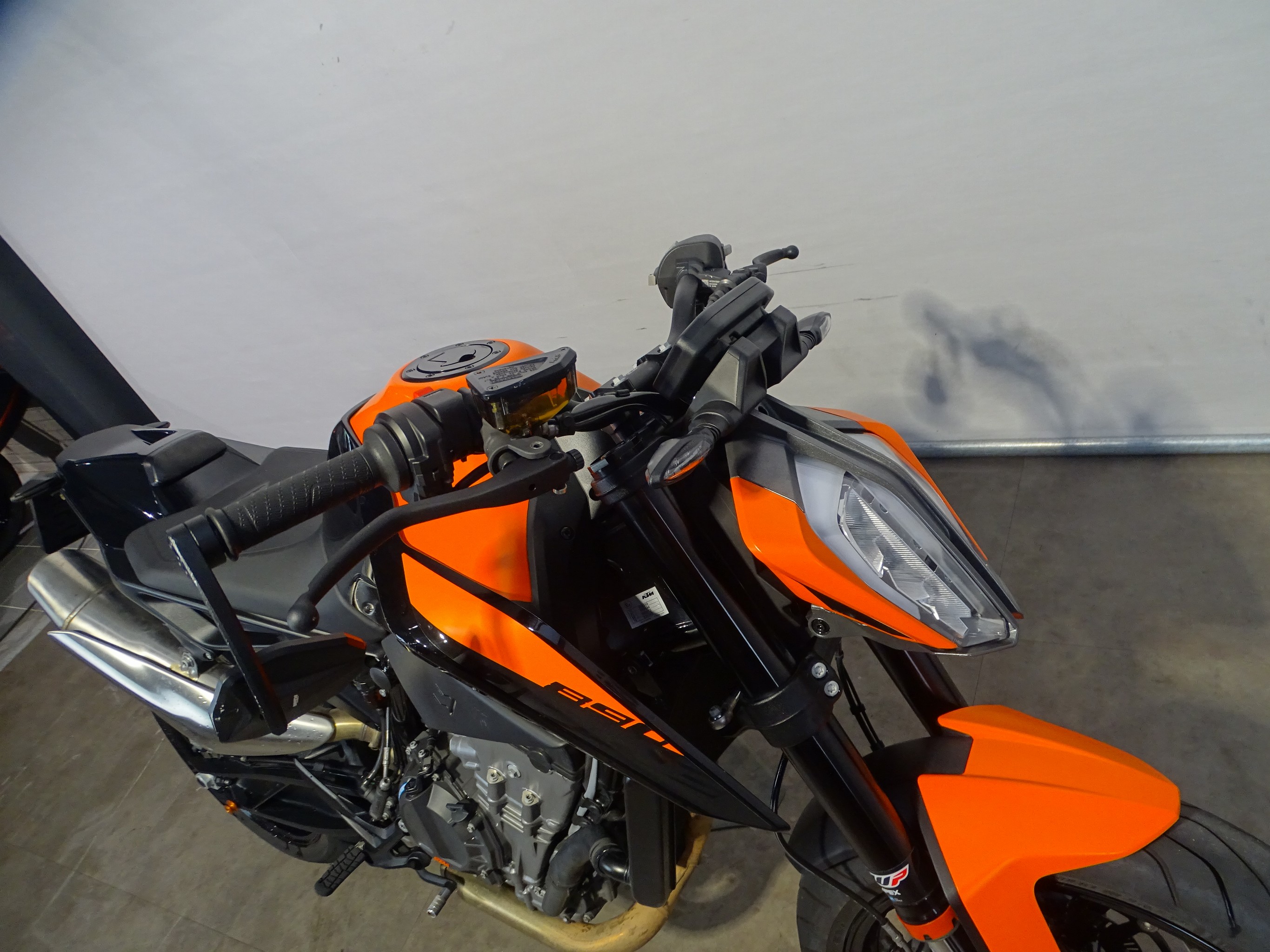 KTM 890 DUKE