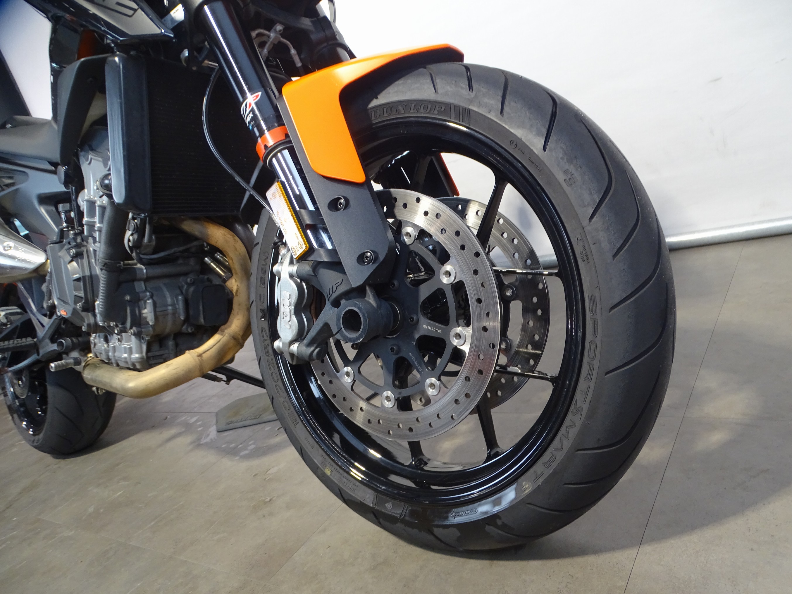 KTM 890 DUKE
