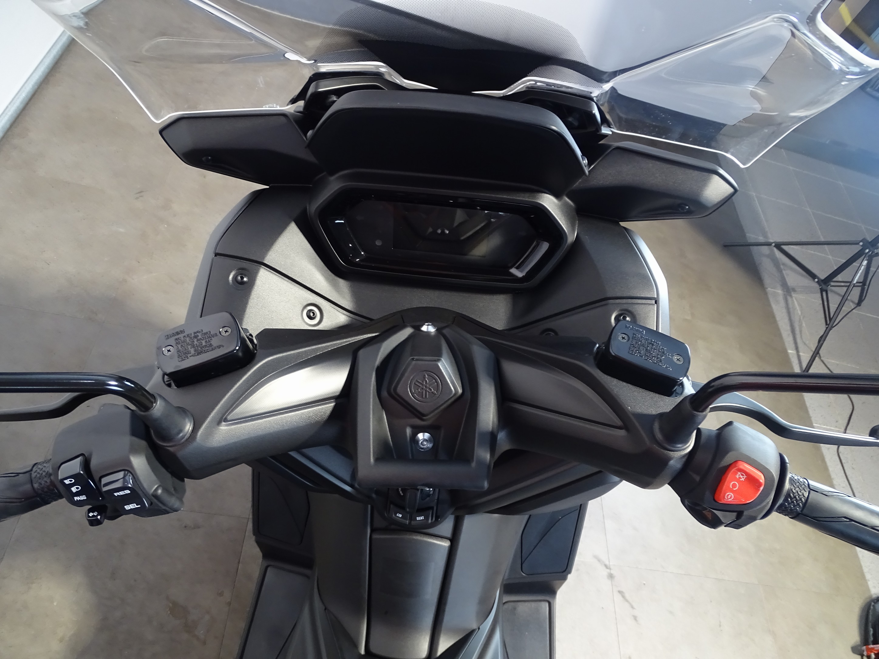 YAMAHA X-MAX 300 ABS