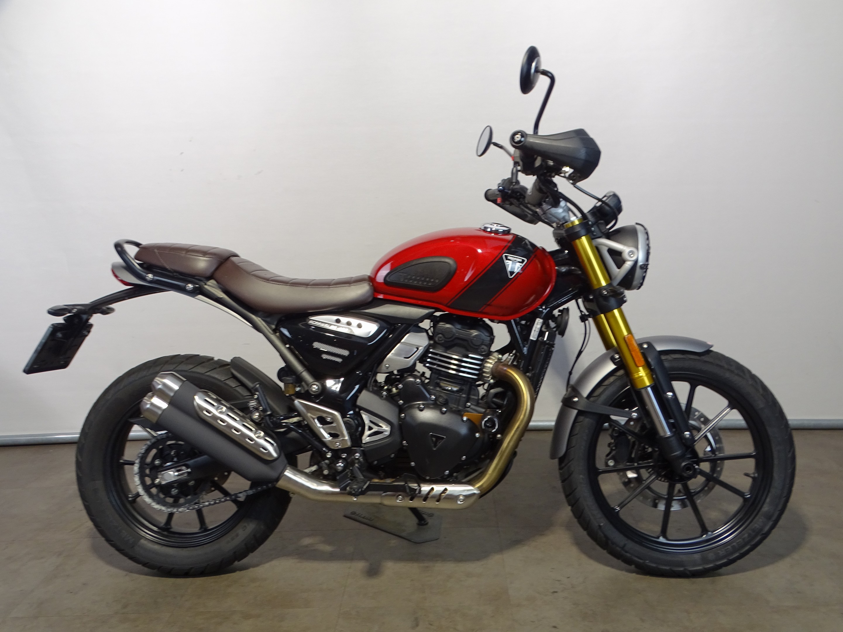 TRIUMPH SCRAMBLER 400 X