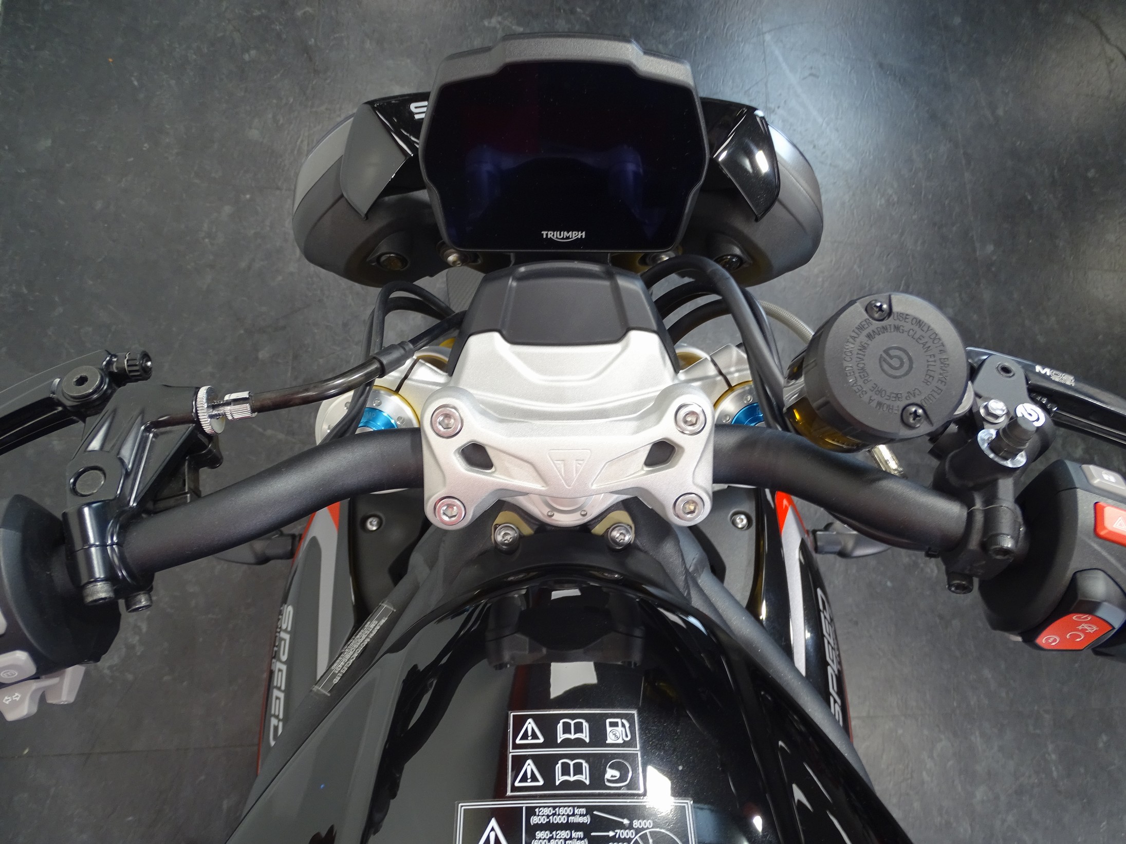 TRIUMPH SPEED TRIPLE 1200 RS