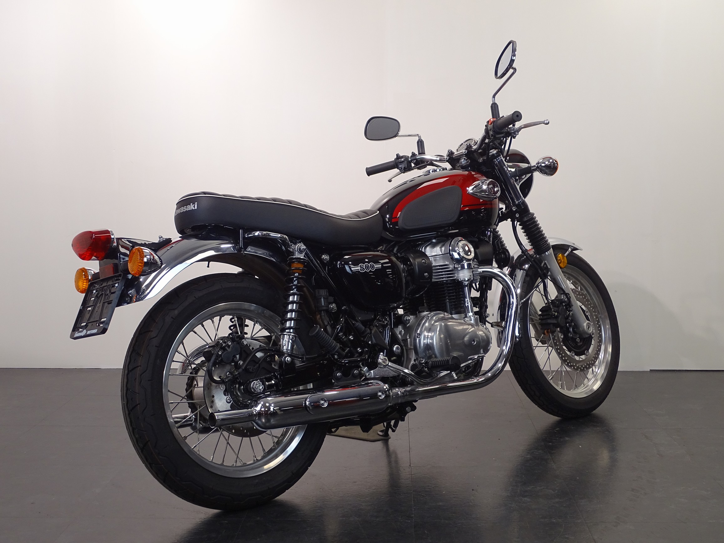 KAWASAKI W800