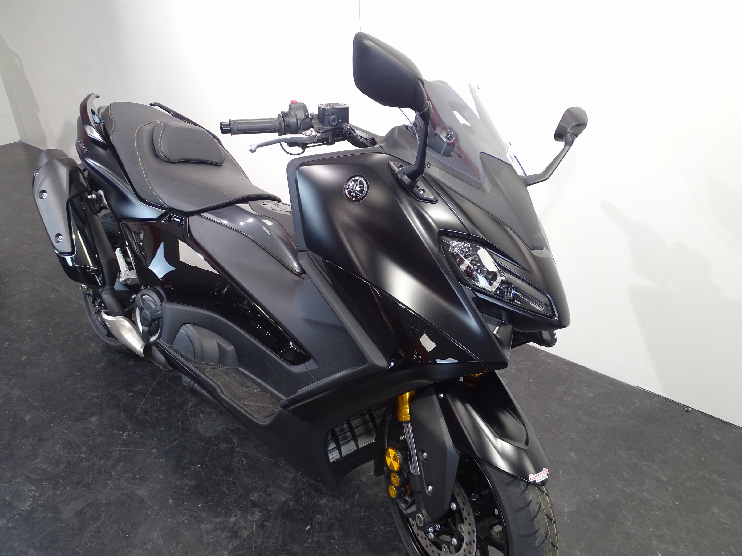 YAMAHA T-MAX TECH MAX