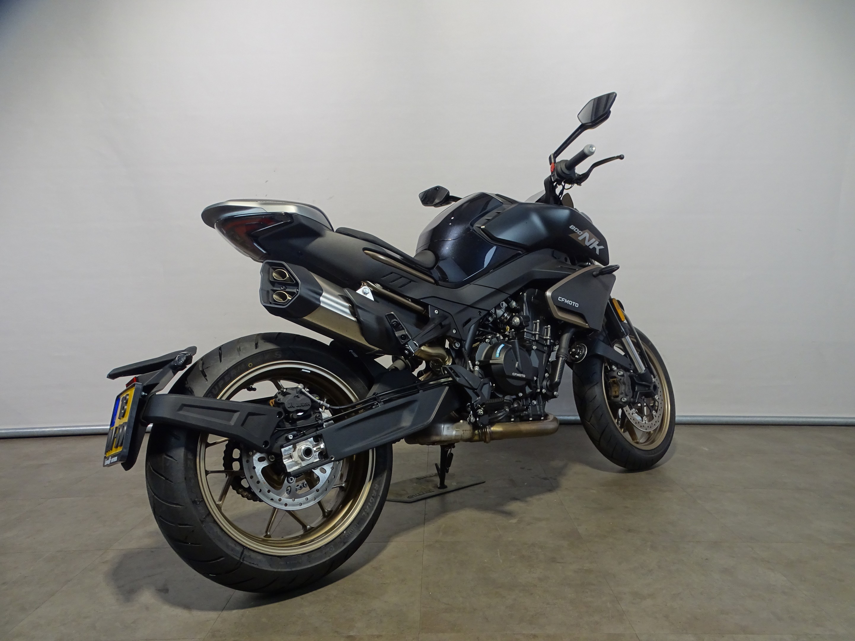 CFMOTO 800 NK ADVANCED