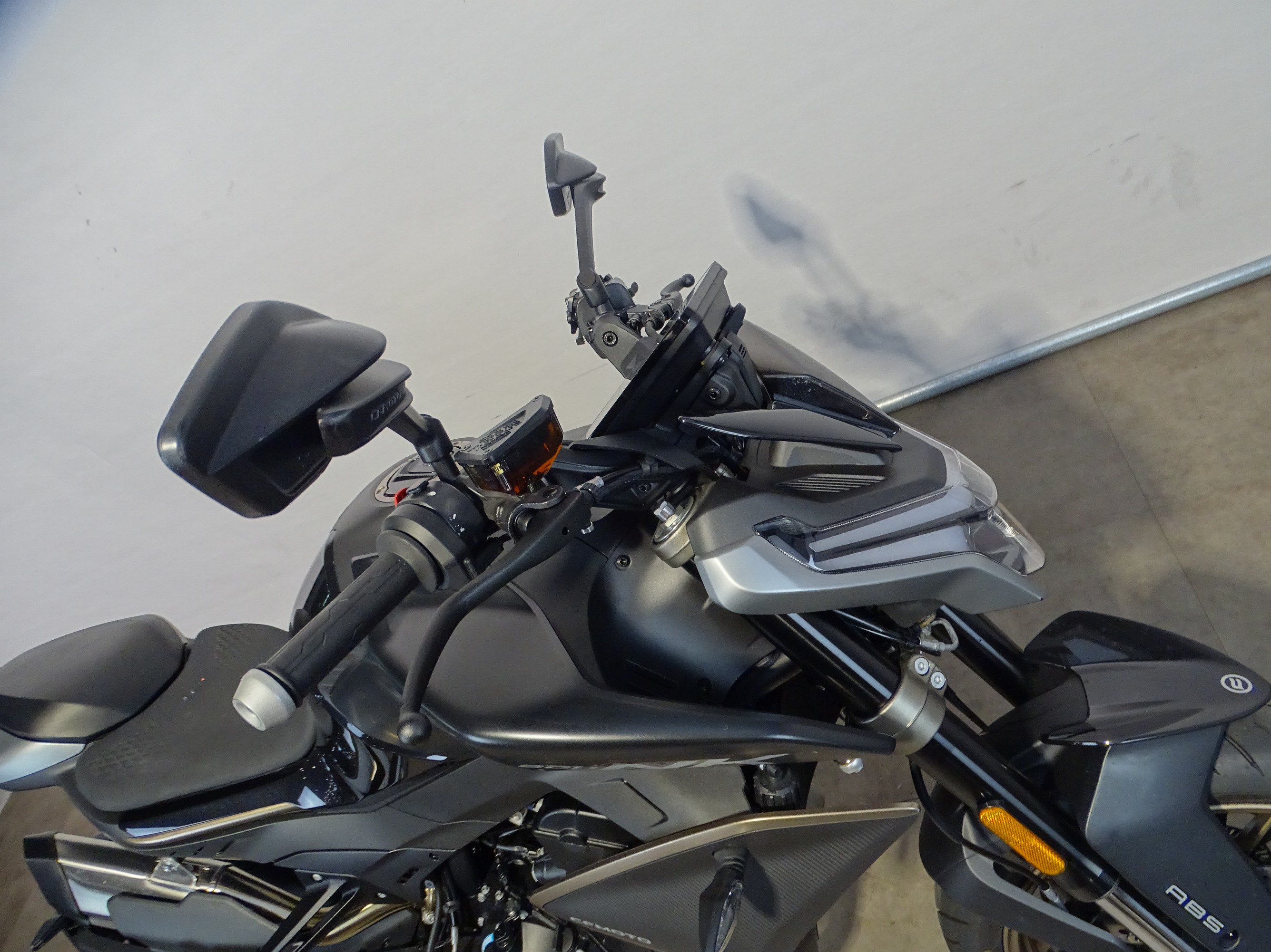 CFMOTO 800 NK ADVANCED