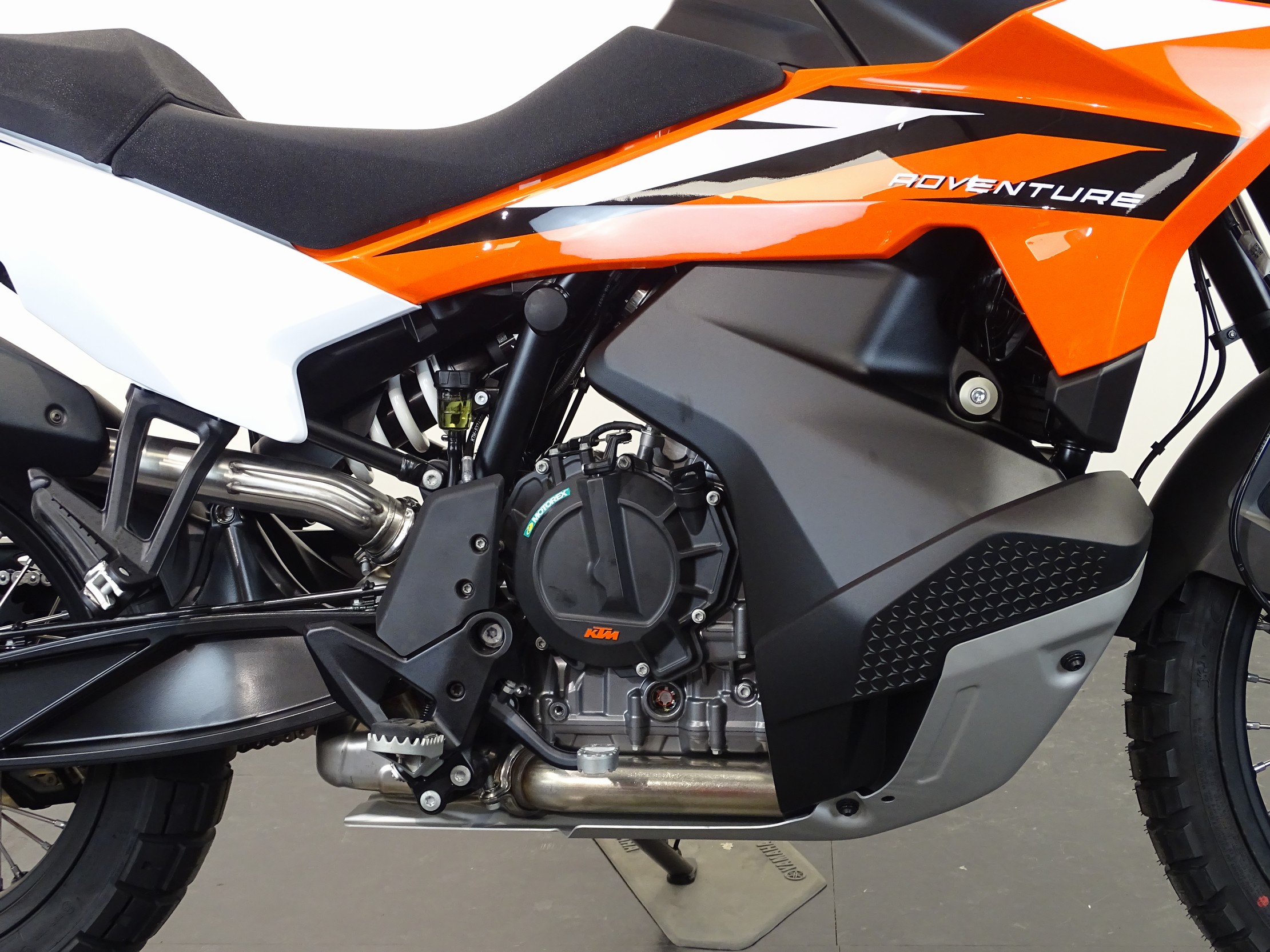 KTM 890 ADVENTURE