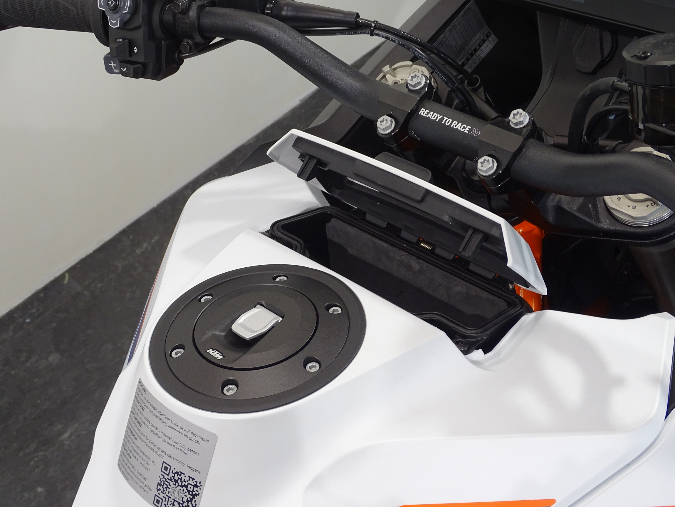 KTM 1290 SUPER ADVENTURE R ABS