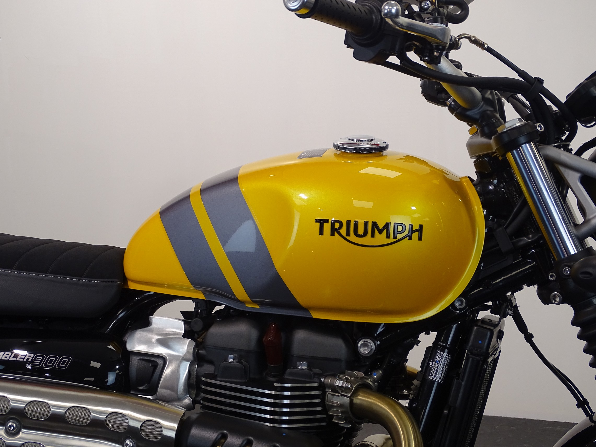 TRIUMPH SCRAMBLER 900